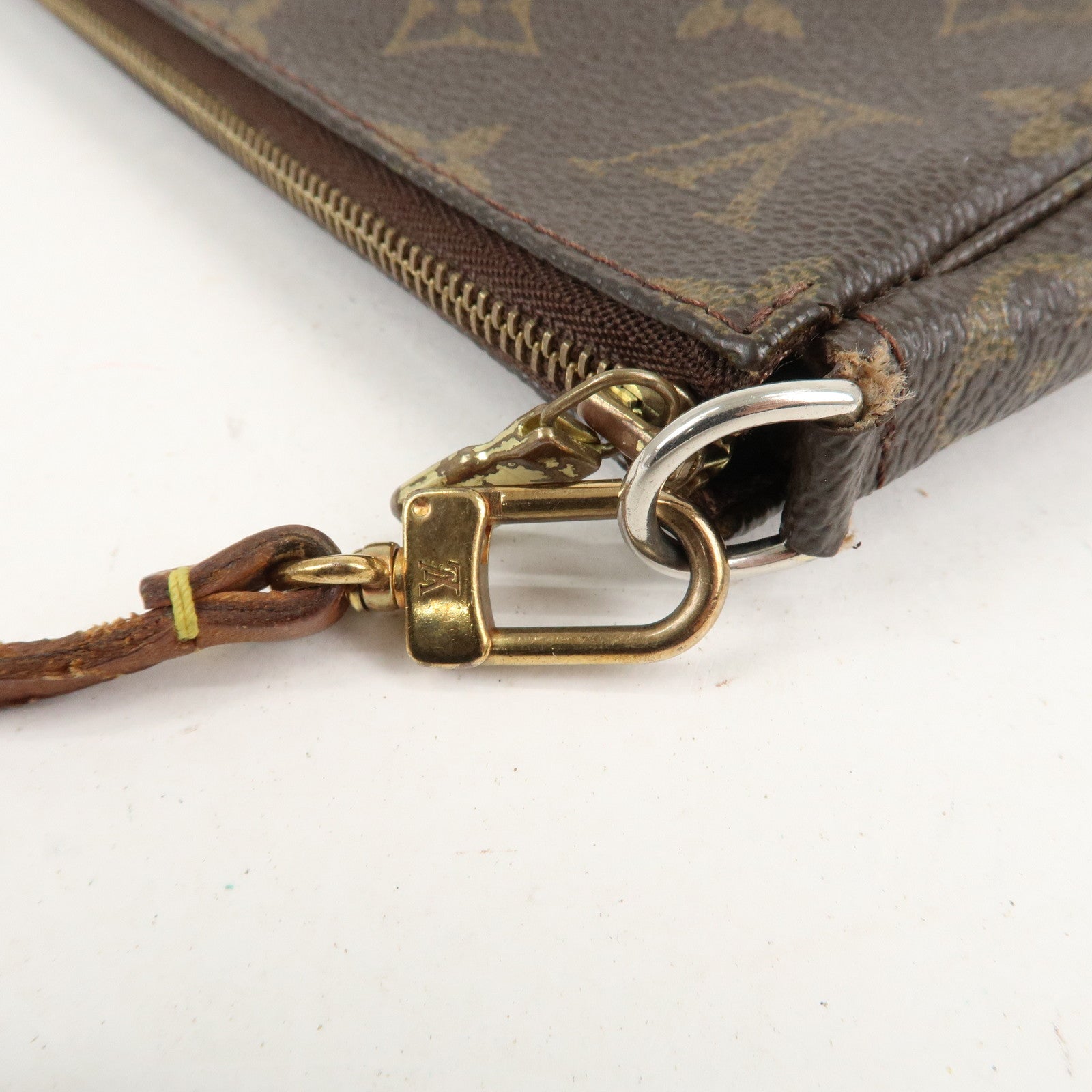 Louis Vuitton Monogram Pochette Accessoires Pouch M51980 Used