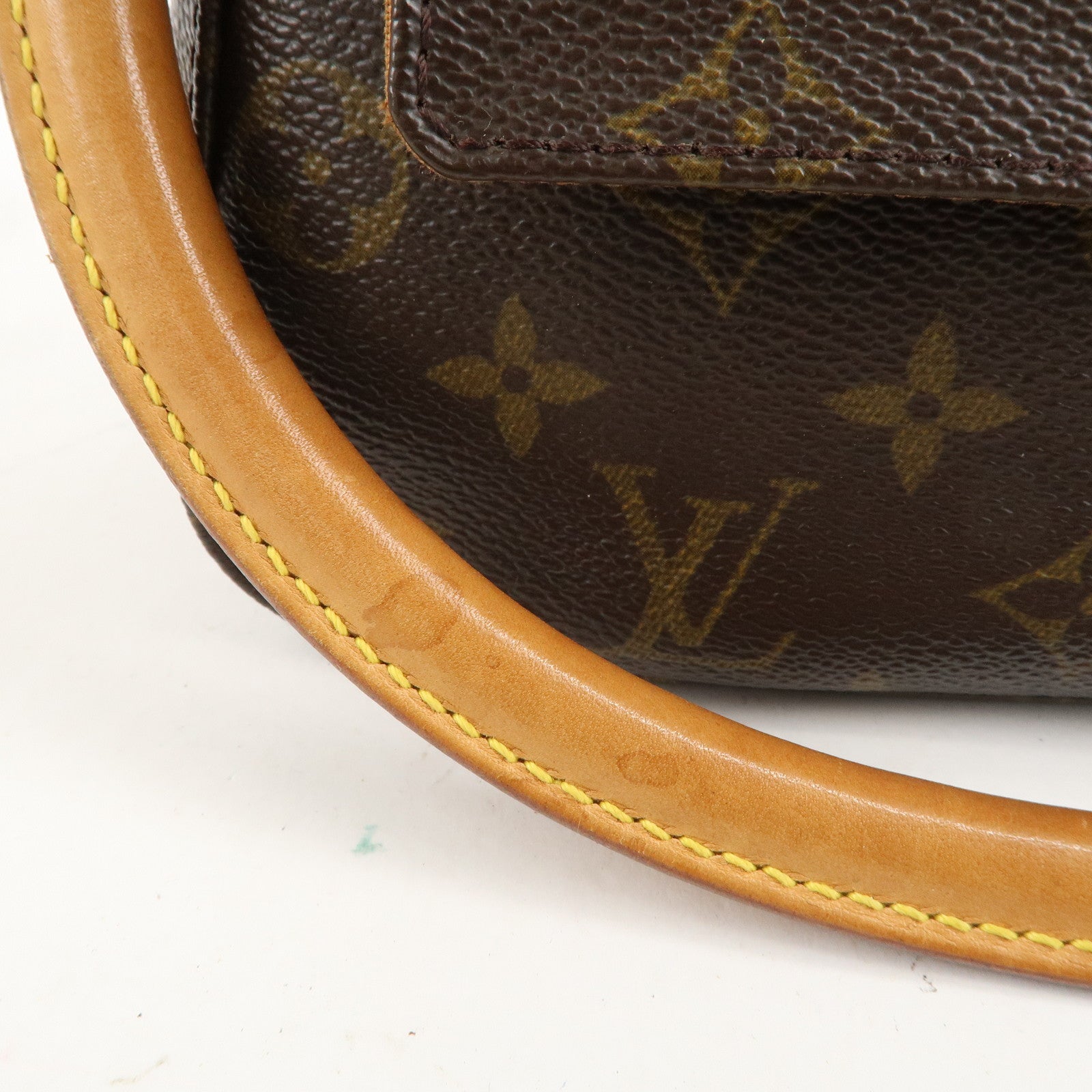 Louis Vuitton Monogram Mini Looping Shoulder Bag Hand Bag M51147