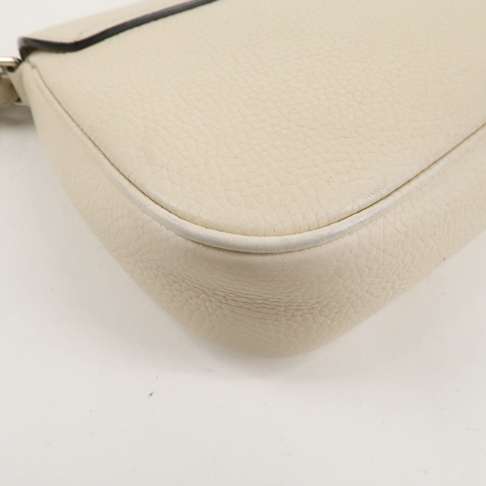 GUCCI Soho Leather Chain Shoulder Bag Ivory 536224