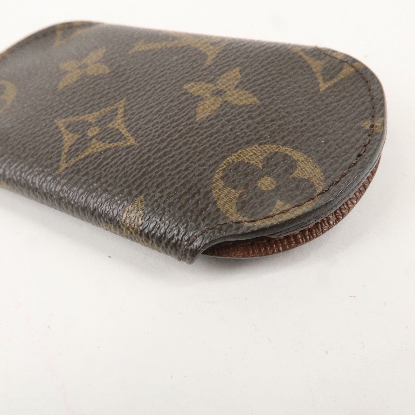 Louis Vuitton Monogram Round PM 4 Key Case Brown M60115