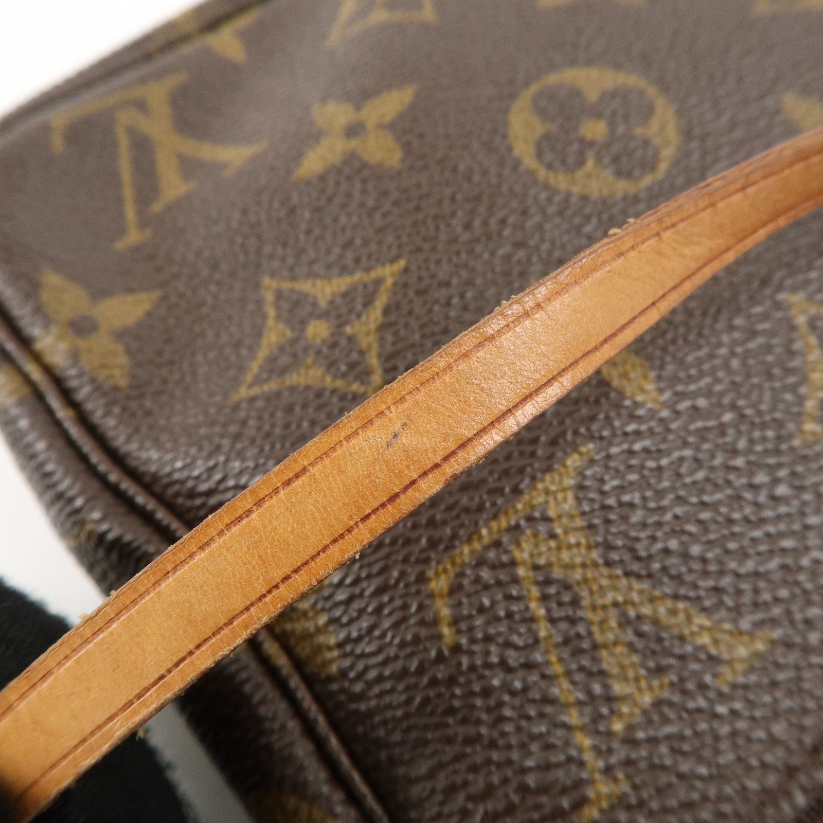 Louis Vuitton Monogram Pochette Accessoires Pouch M51980