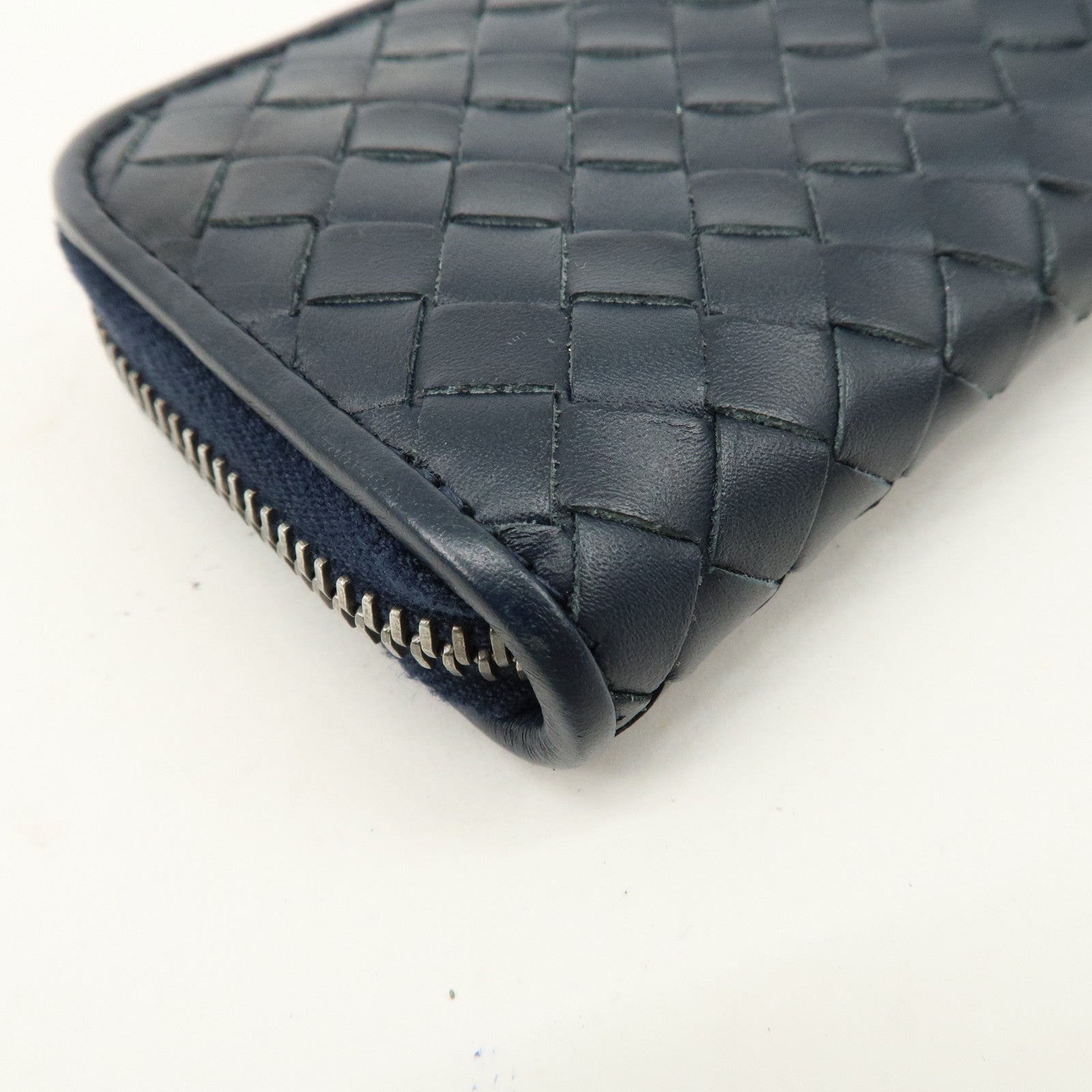 BOTTEGA VENETA Intrecciato Leather Zip Round Coin Case Navy