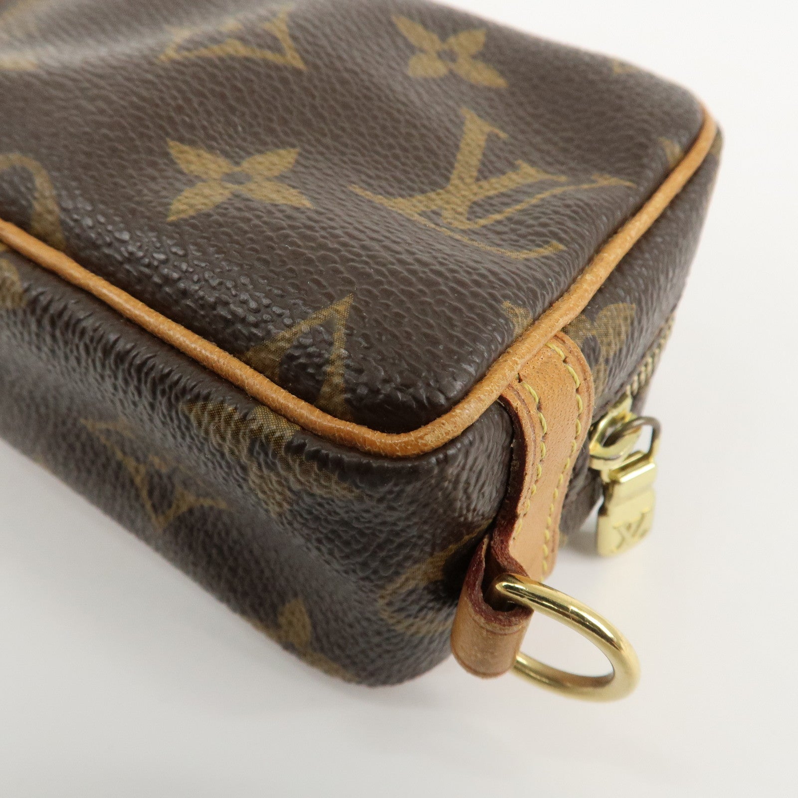 Louis Vuitton Monogram Trousse Wapity Pouch Camera Case M58030