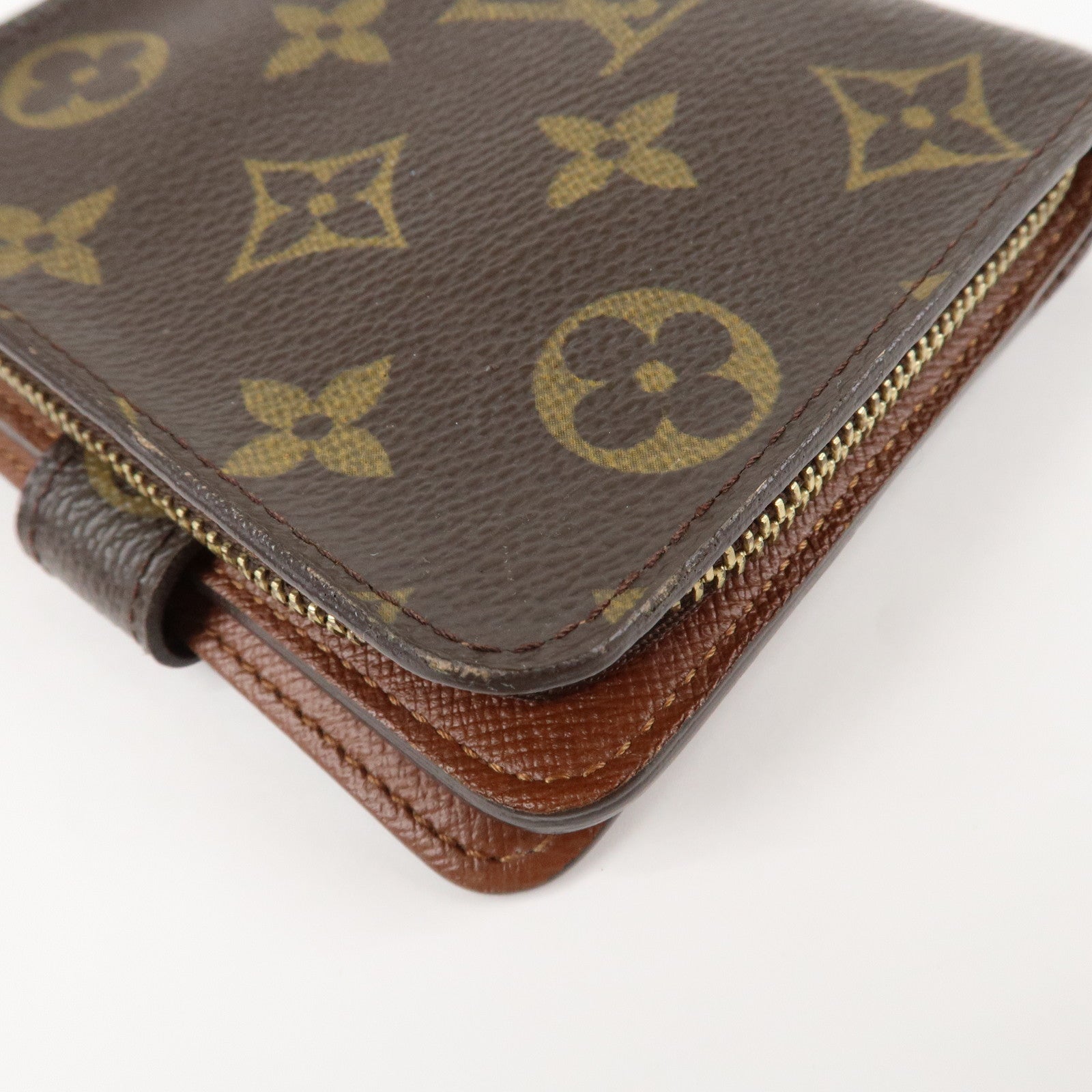 Louis Vuitton Monogram Compact Zip Small Wallet Brown M61667 Used