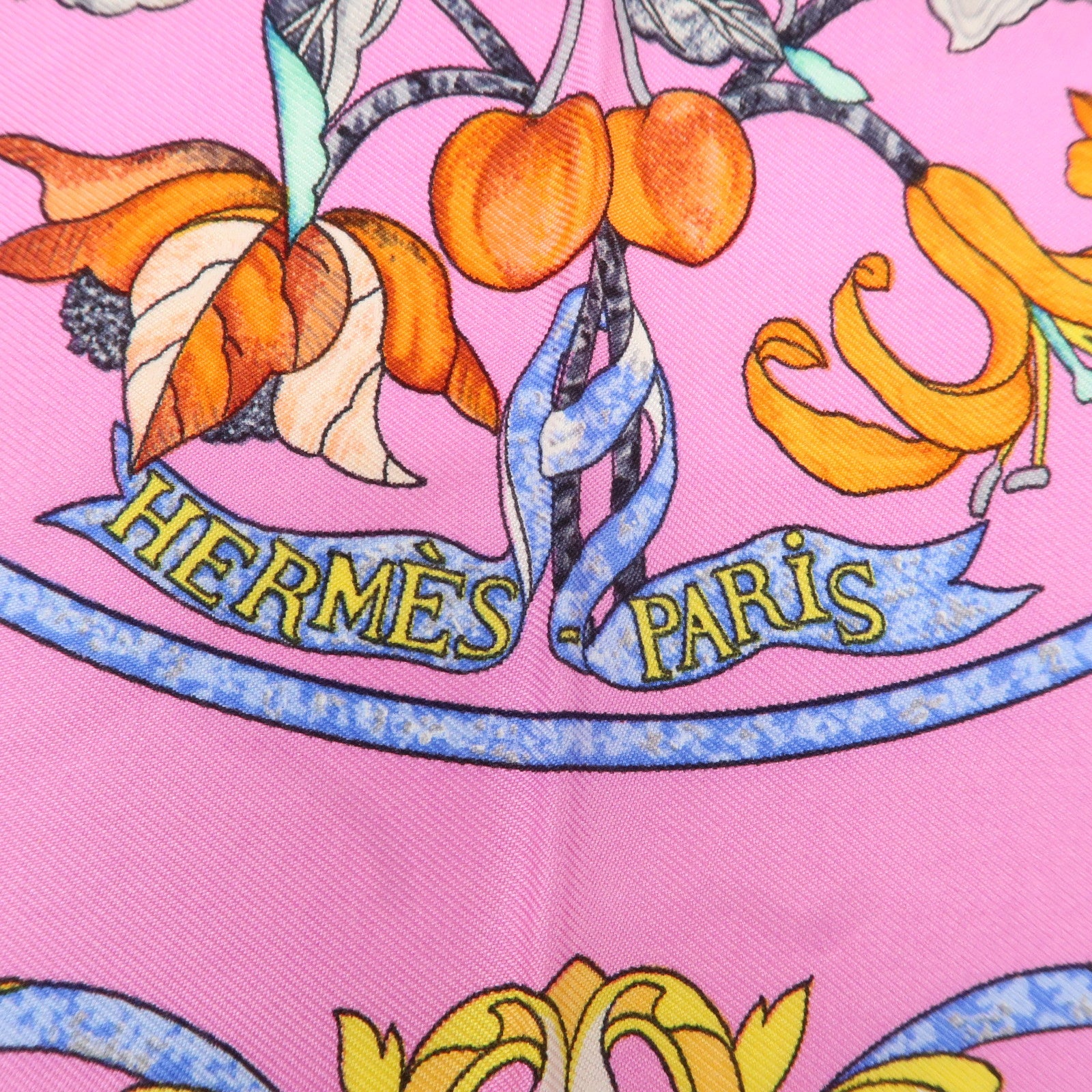 HERMES 100% Silk Carre 90 PIERRES d
 ORIENT et d
 OCCIDENT Pink Used