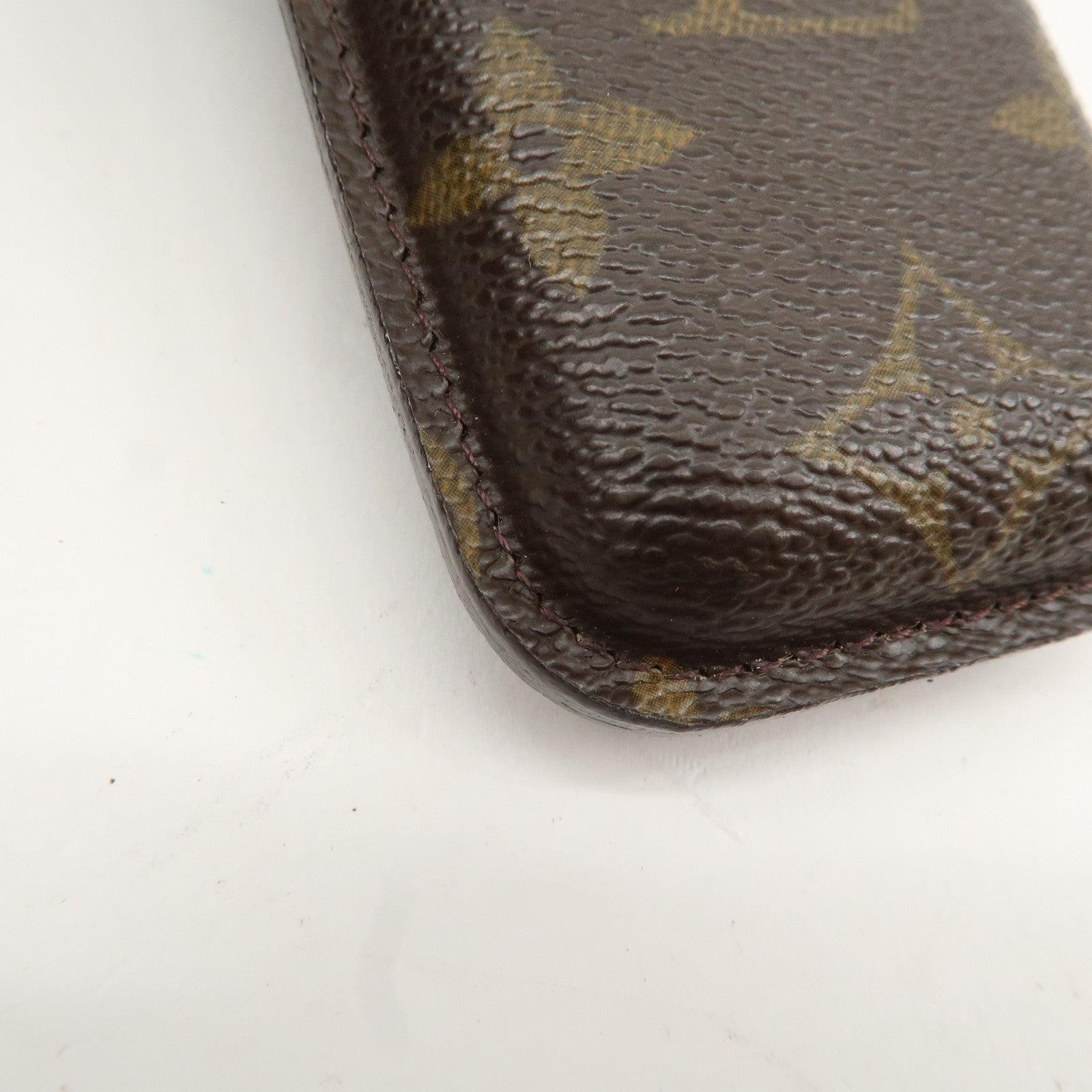 Louis Vuitton Monogram Etuit Telephone Cell Phone Case M63050