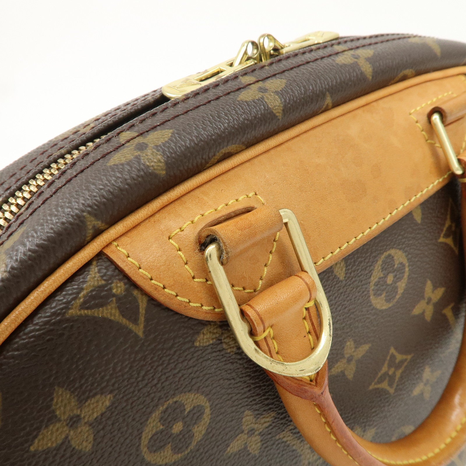 Louis Vuitton Monogram Trueville Hand Bag M42228