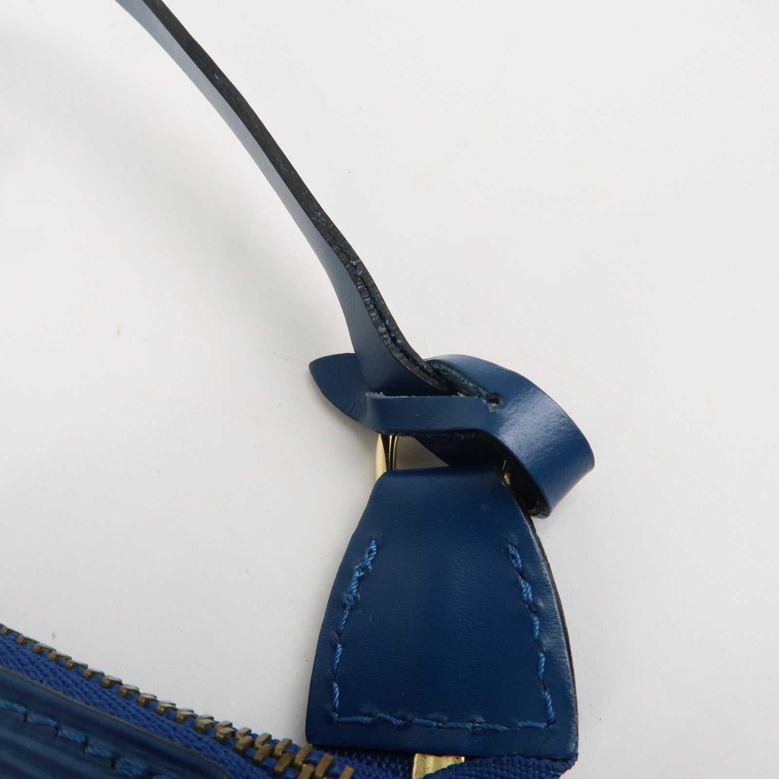 Louis Vuitton Epi Pochette Accessoires Hand Bag Toledo Blue M52947