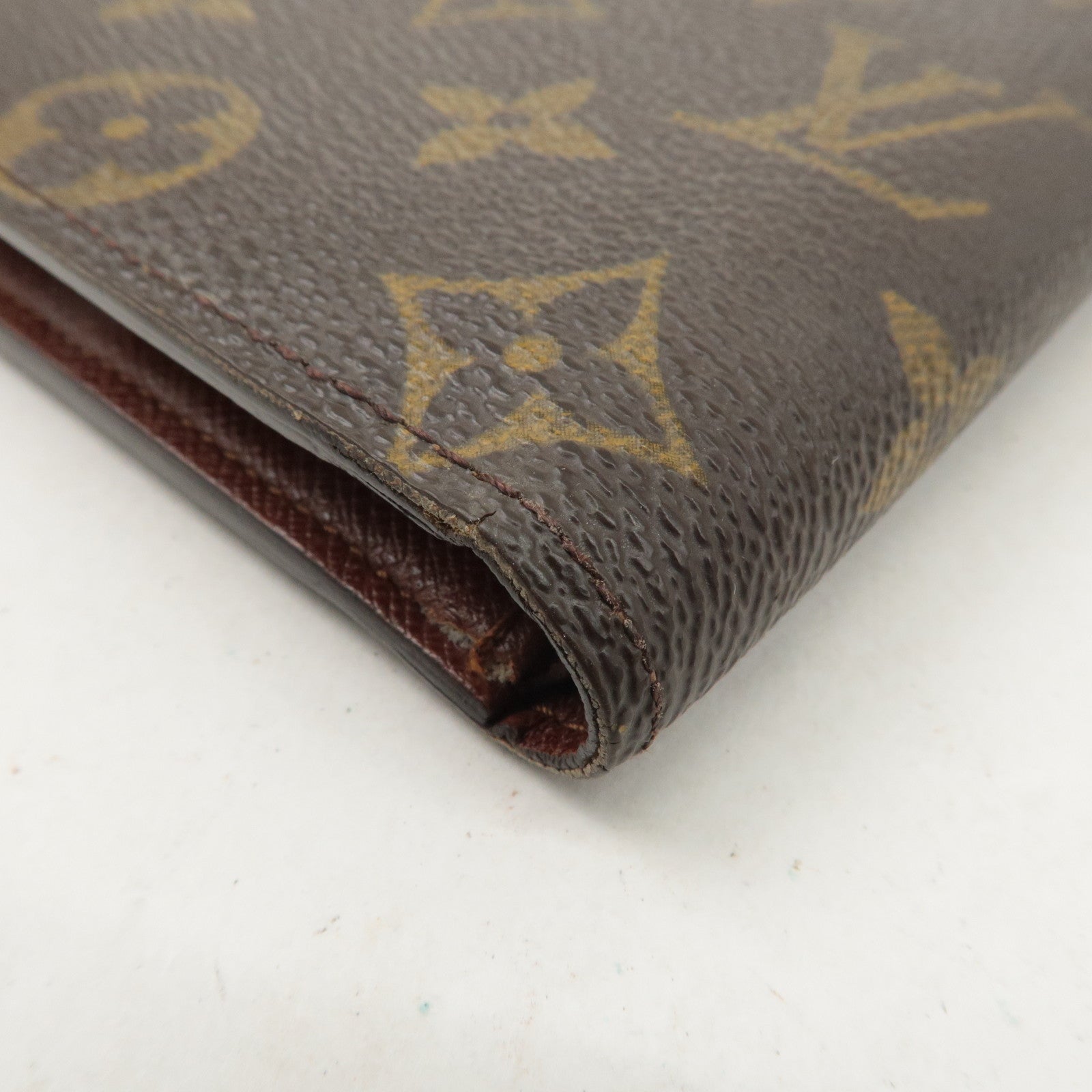 Louis Vuitton Monogram Portefeuille Marco Bi-fold Wallet M61675