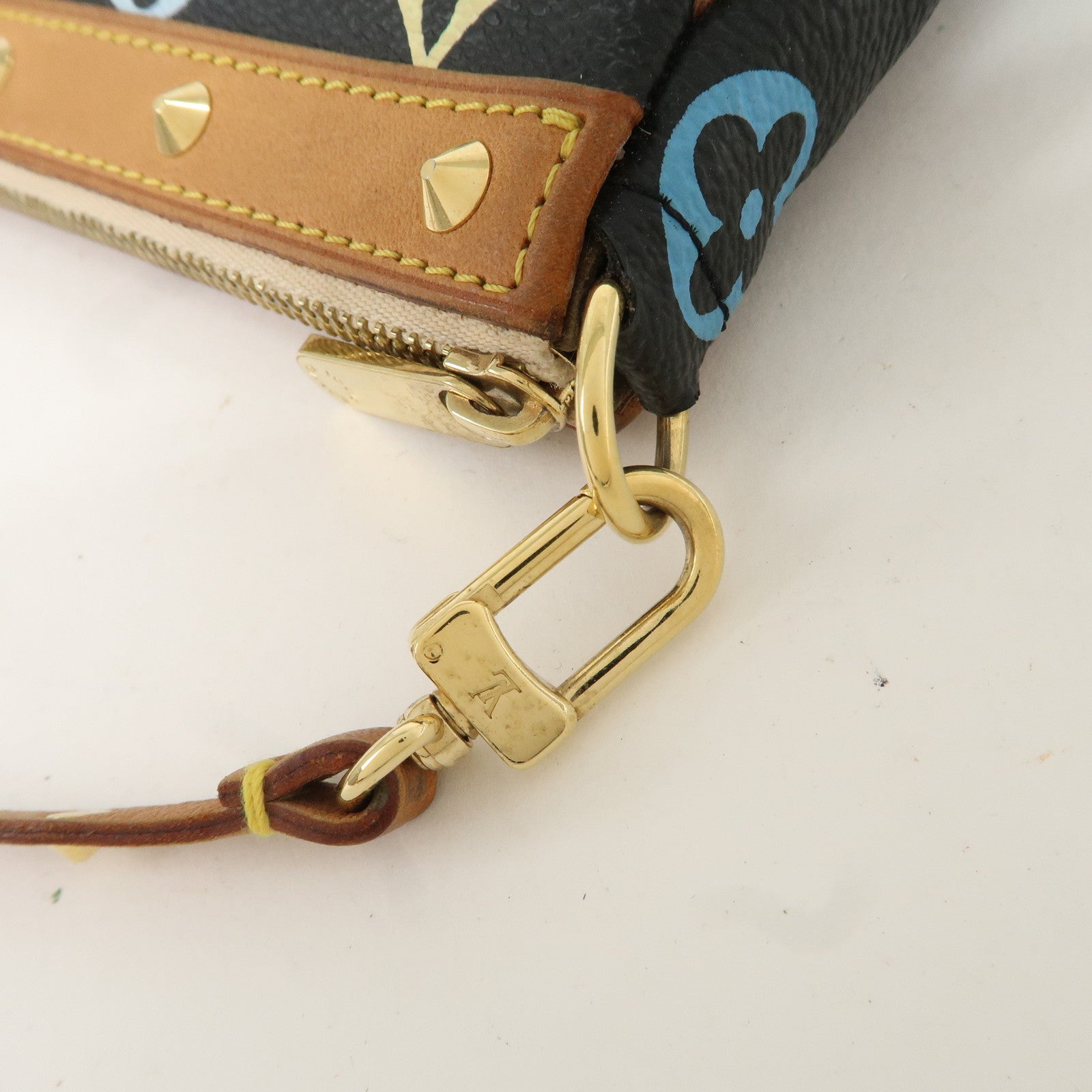 Louis Vuitton Monogram Multicolor Pochette Accessoires M92648