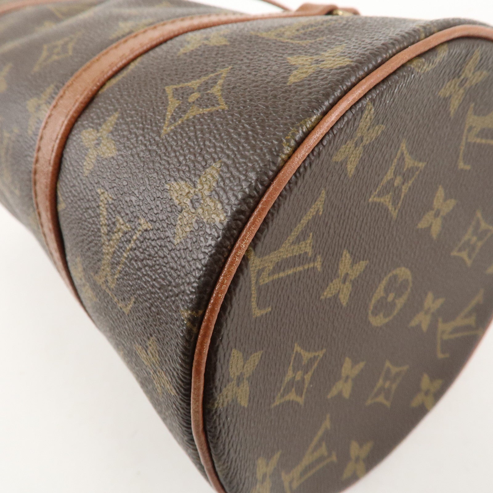 Louis Vuitton Monogram Papillon 30 Hand Bag 
Pouch Brown M51365