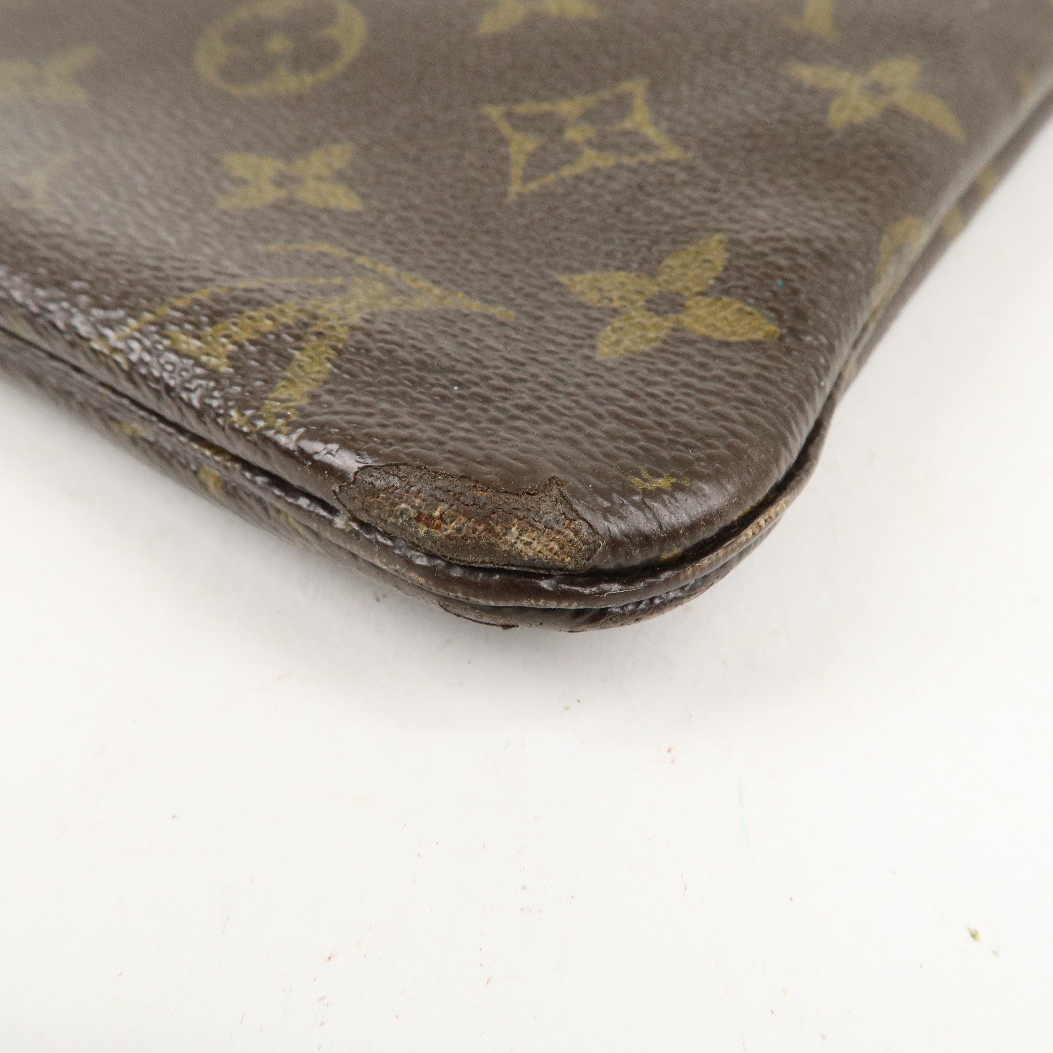 Louis Vuitton Monogram Pochette Pliante Clutch Bag M51805