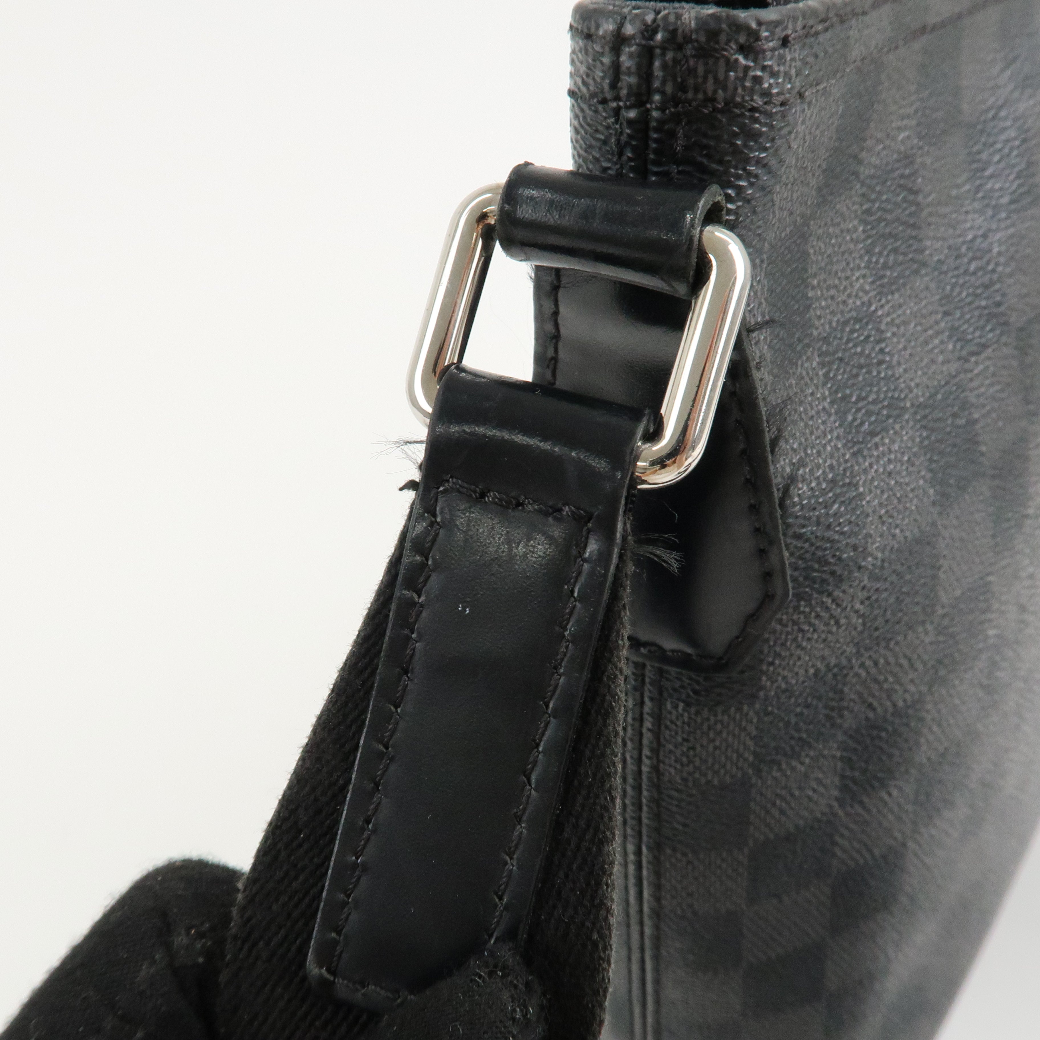 Louis Vuitton Damier Graphite Mick MM Shoulder Bag N41106 Used