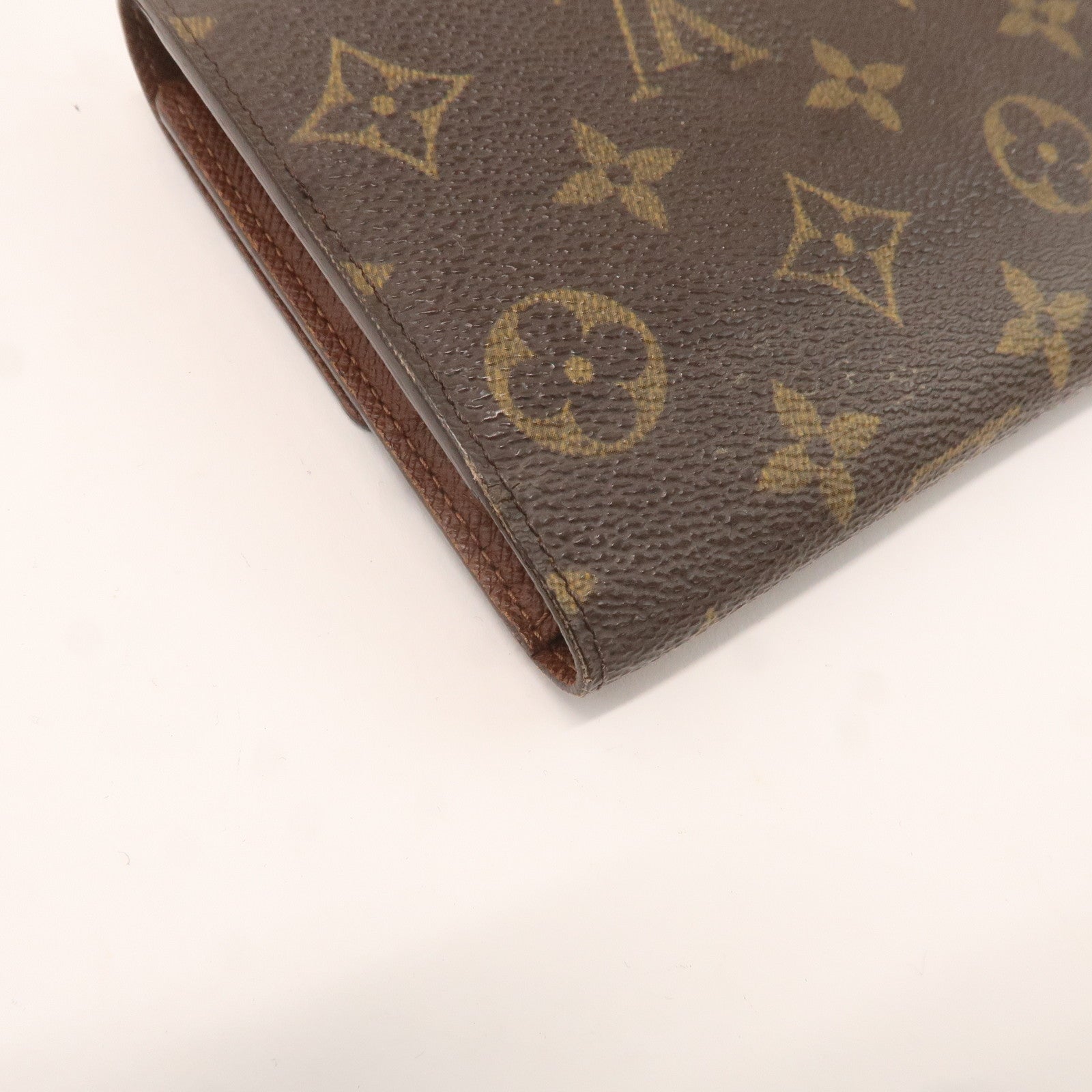 Louis Vuitton Monogram Portefeuille International Wallet M61217