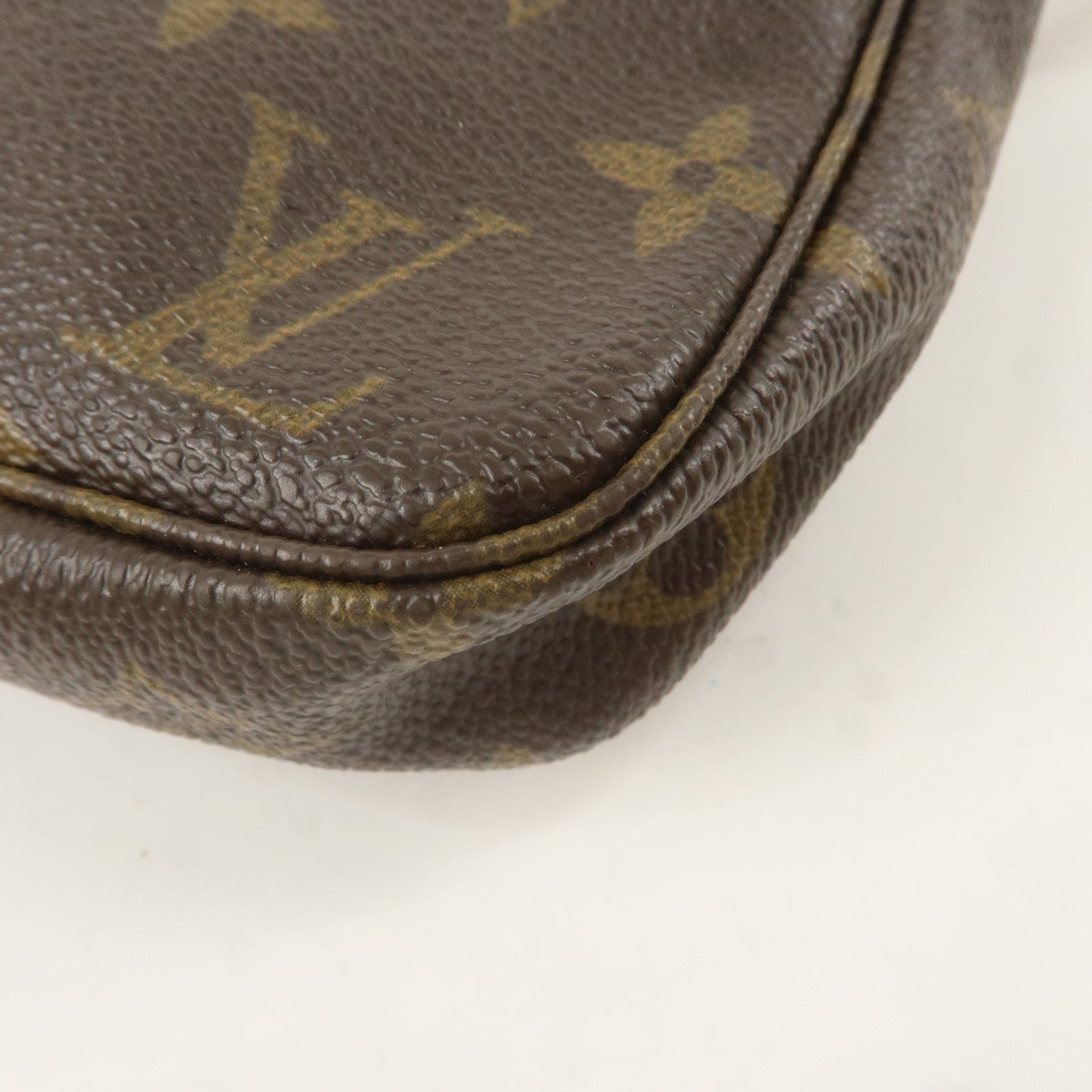 Louis Vuitton Monogram Pochette Accessoires Pouch M51980