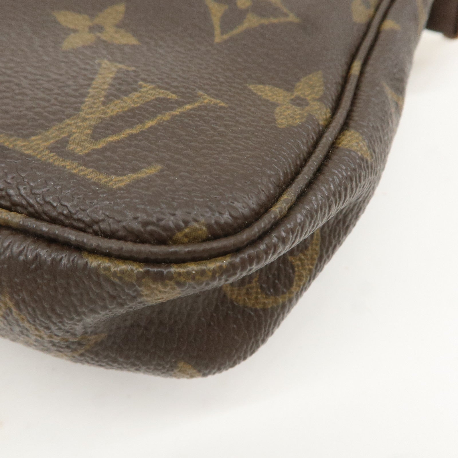 Louis Vuitton Monogram Pochette Accessoires Pouch M51980