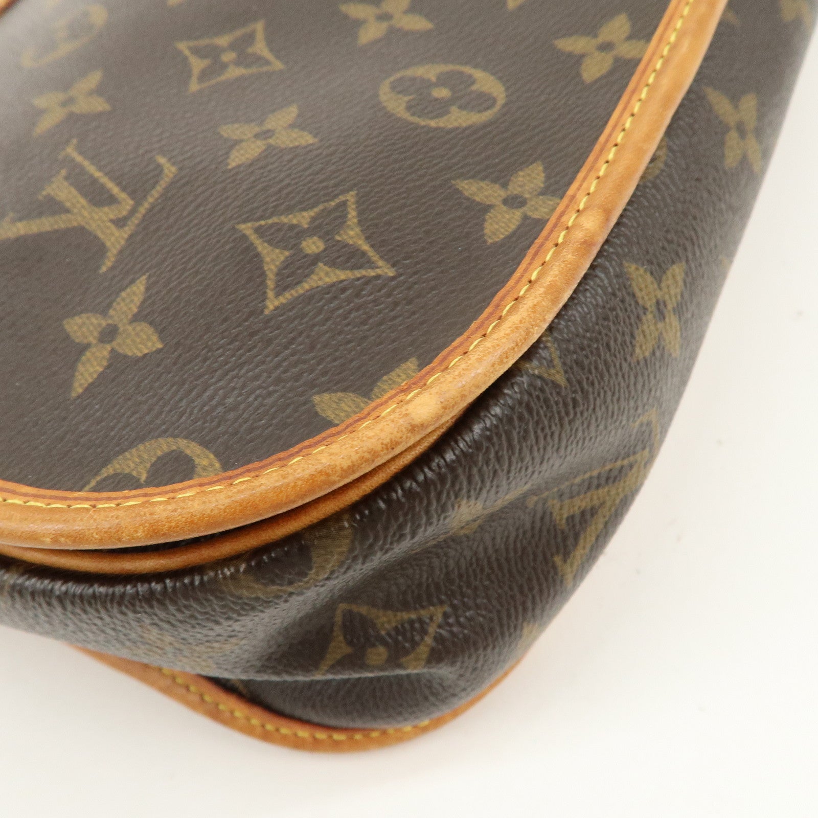 Louis Vuitton Monogram Messenger Bosphore GM Shoulder Bag M40105