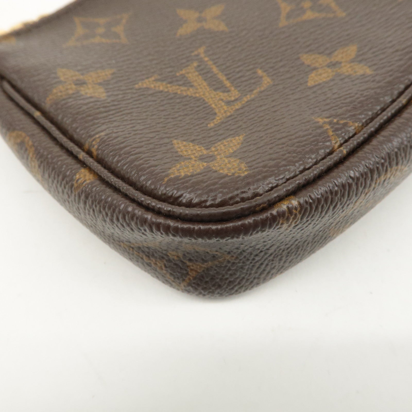 Louis Vuitton Monogram Mini Pochette Accessoires Pouch M58009