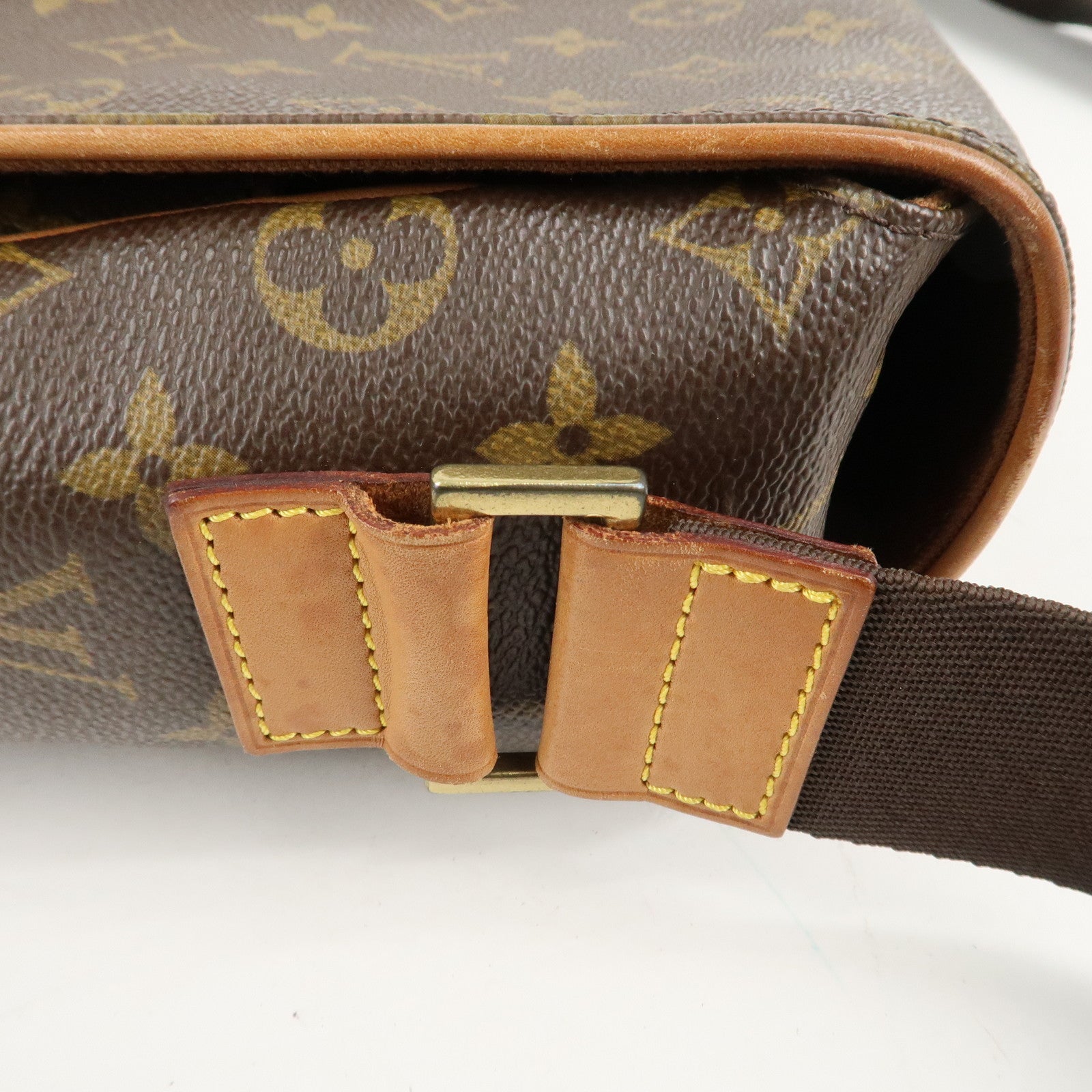 Louis Vuitton Monogram Abbesses Messenger Bag Hand Bag M45257 Used