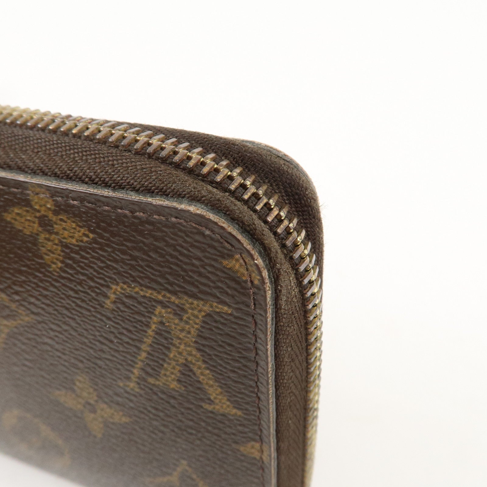 Louis Vuitton Monogram Zippy Wallet Zip Around Long Wallet M60017