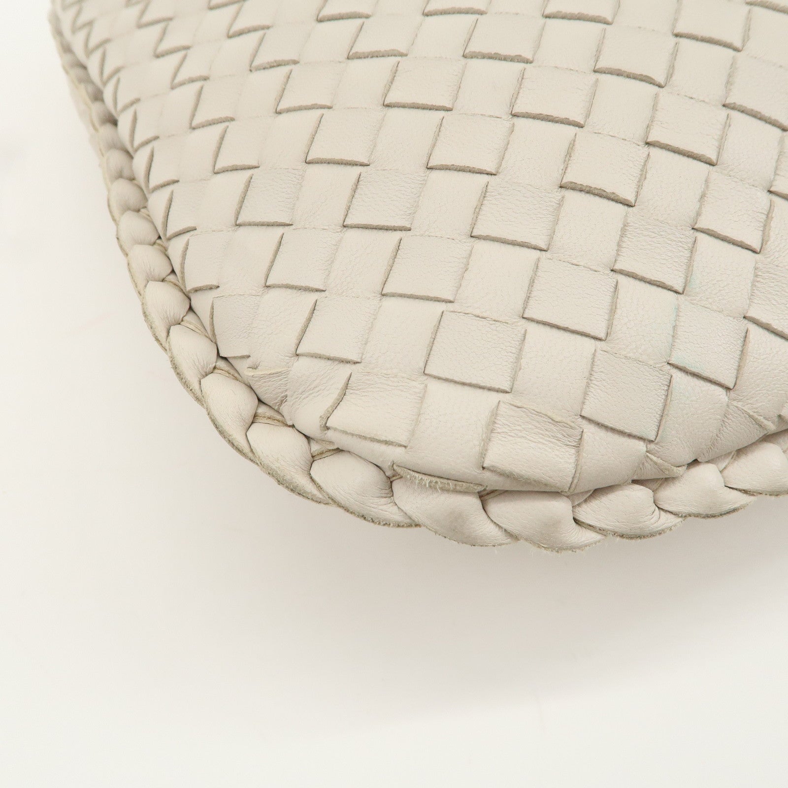 BOTTEGA VENETA Intrecciato Hobo Leather Shoulder White 115653