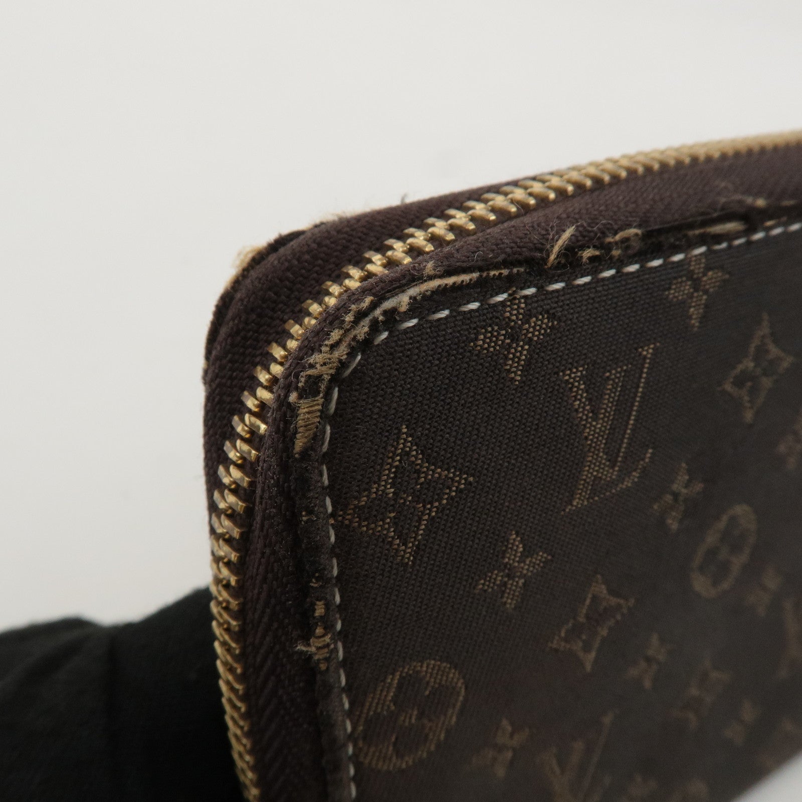 Louis Vuitton Monogram Idylle Zippy Long Wallet Faisan M63009