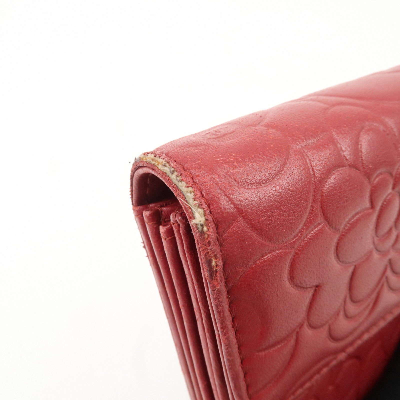 CHANEL Camelia Lamb Skin Bi-fold Long Wallet Red