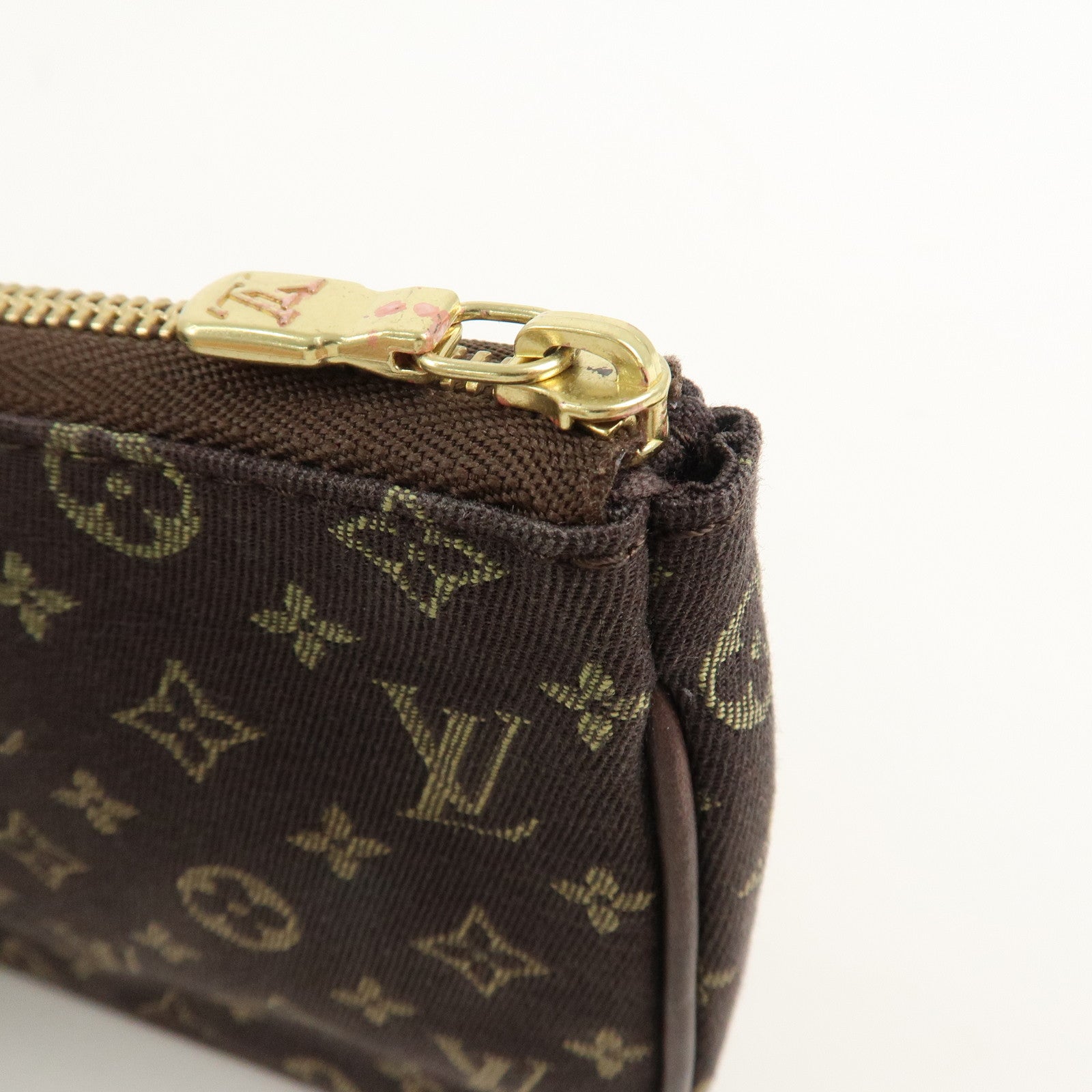 Louis Vuitton Monogram Mini Lin Pouch for Bucket PM Bag Ebene Used