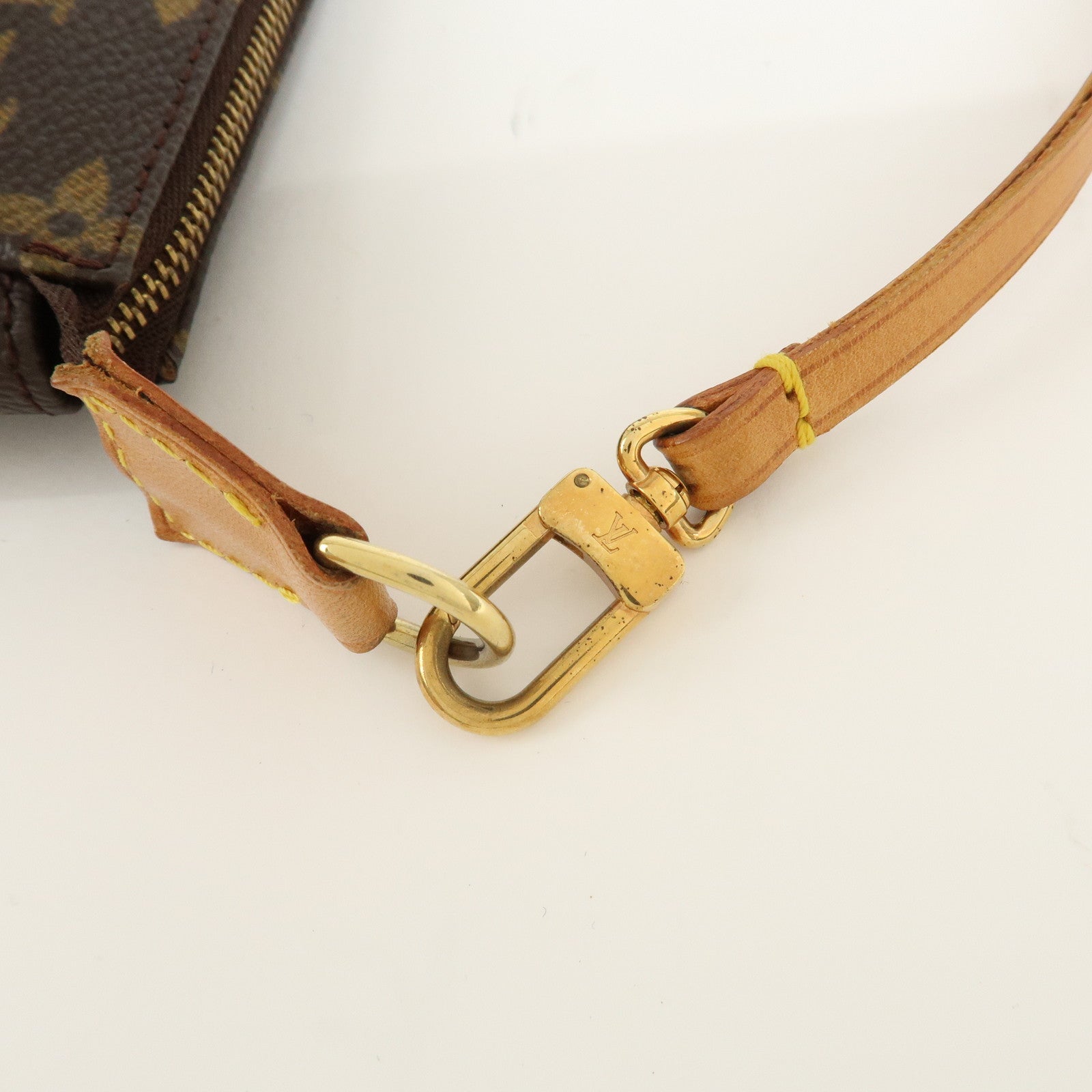 Louis Vuitton Monogram Pochette Accessoires Pouch M51980