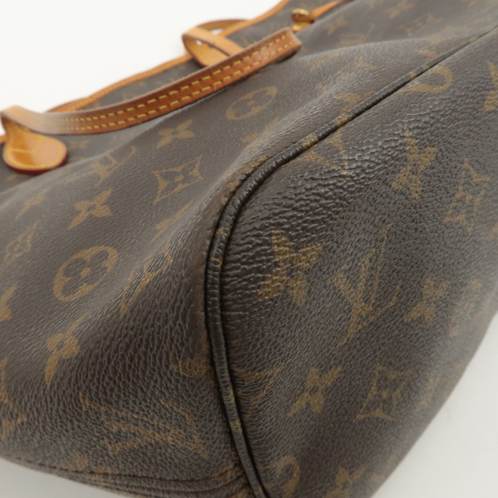 Louis Vuitton Monogram Neverfull MM Tote Bag Brown M40156