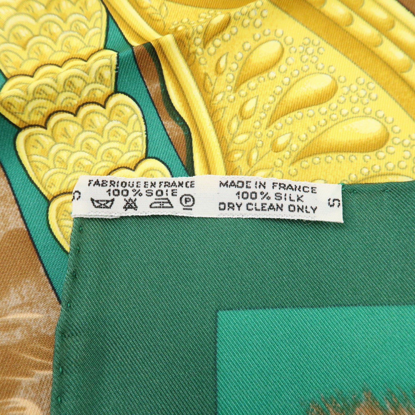 HERMES Carre 90 Silk 100% Scarf CASQUES et PLUMETS Green Used