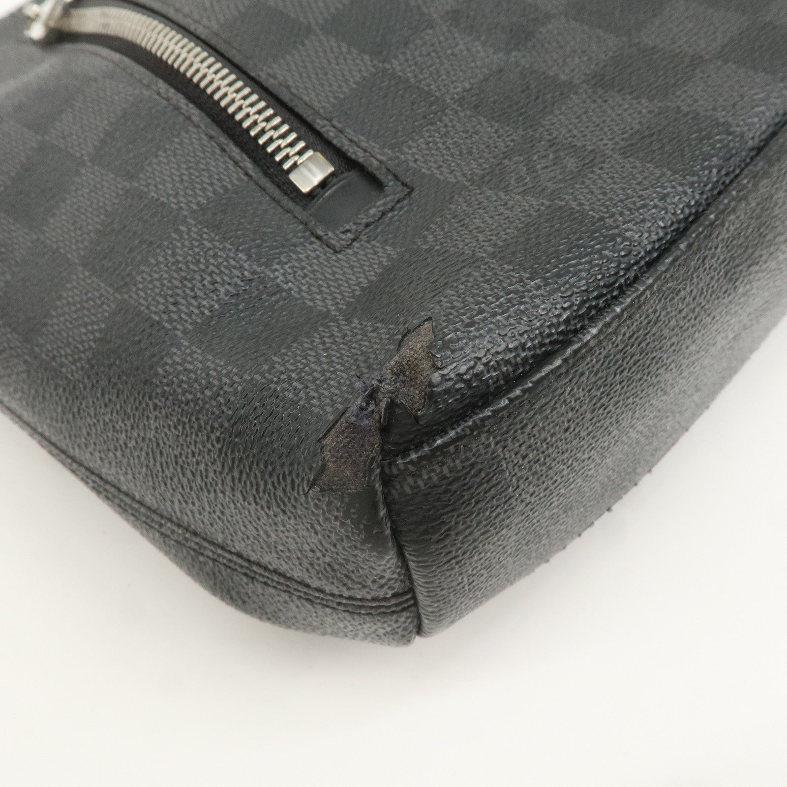 Louis Vuitton Damier Graphite Mick PM Shoulder Bag N41211