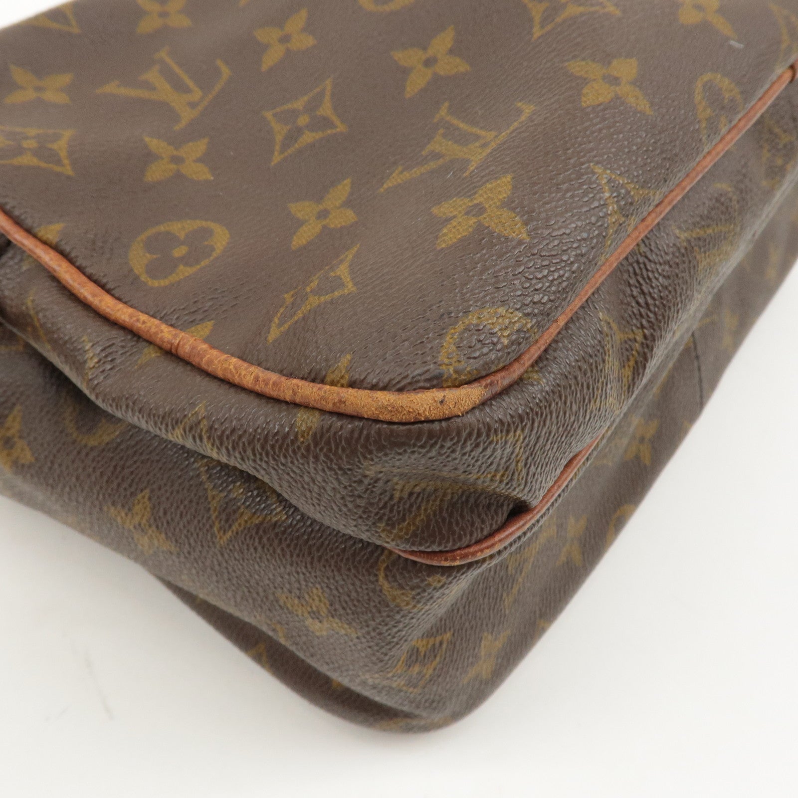 Louis Vuitton Monogram Nail Shoulder Bag Old Model Brown