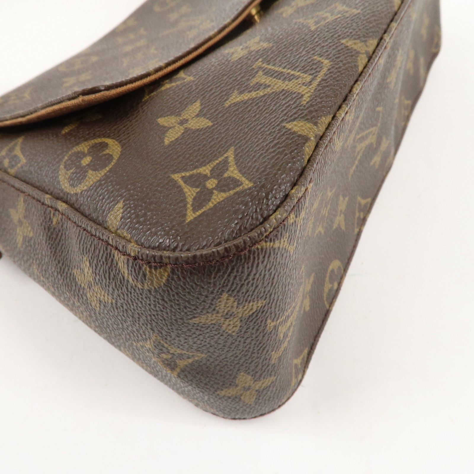 Louis Vuitton Monogram Mini Looping Shoulder Bag Hand Bag M51147