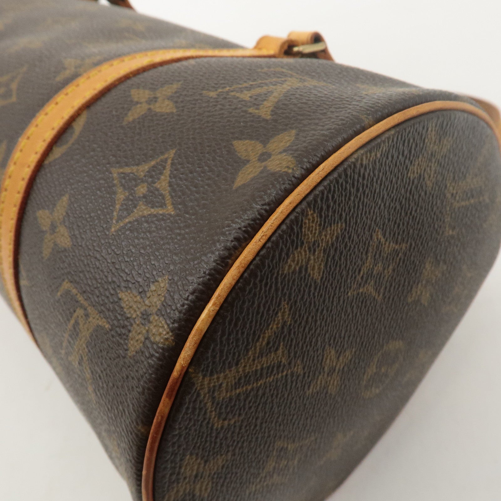 Louis Vuitton Monogram Papillon 30 Hand Bag 
Pouch Brown M51385