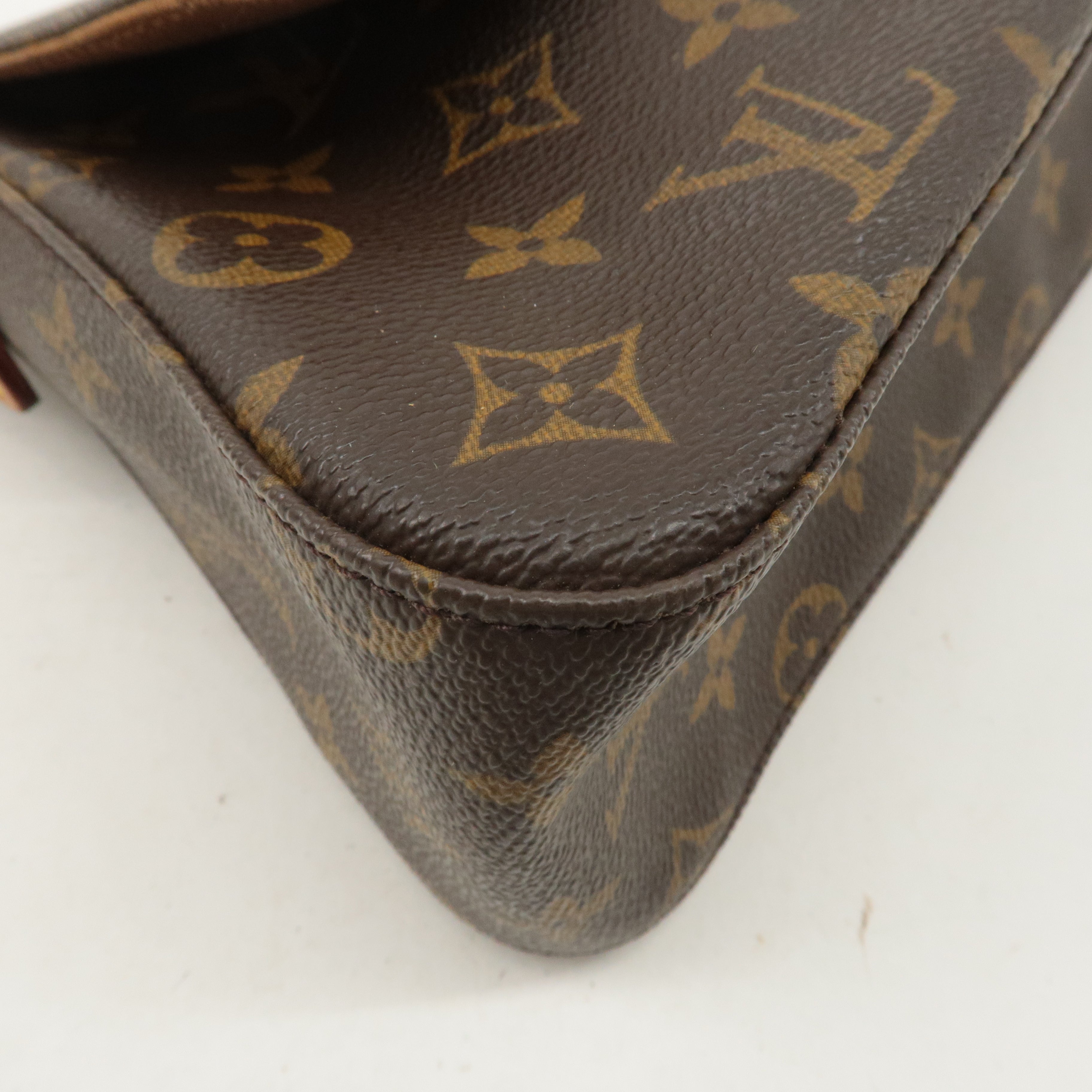 Louis Vuitton Monogram Mini Looping Shoulder Bag Hand Bag M51147