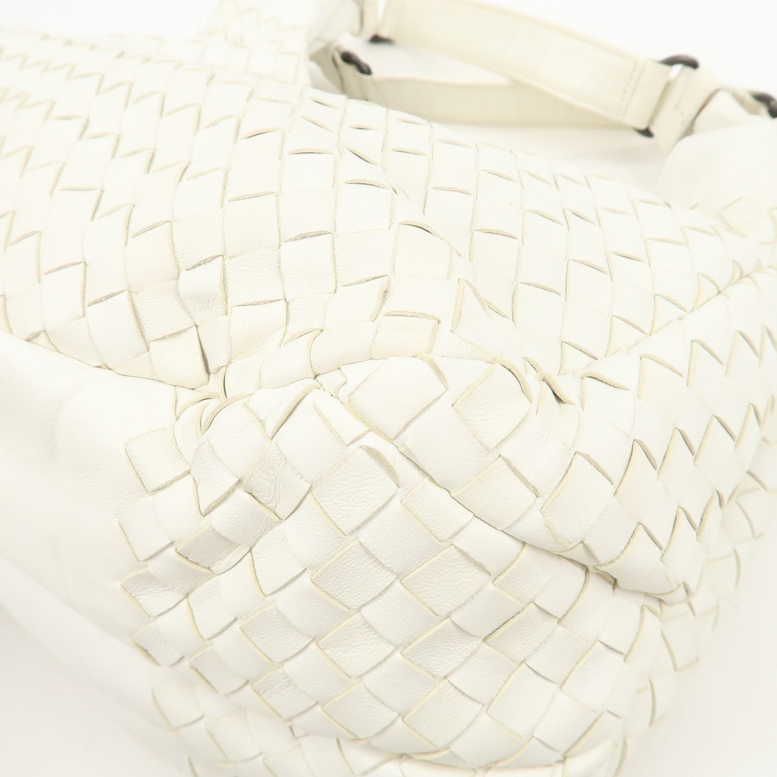 BOTTEGA VENETA Intrecciato Leather Campana Shoulder Bag White 125787