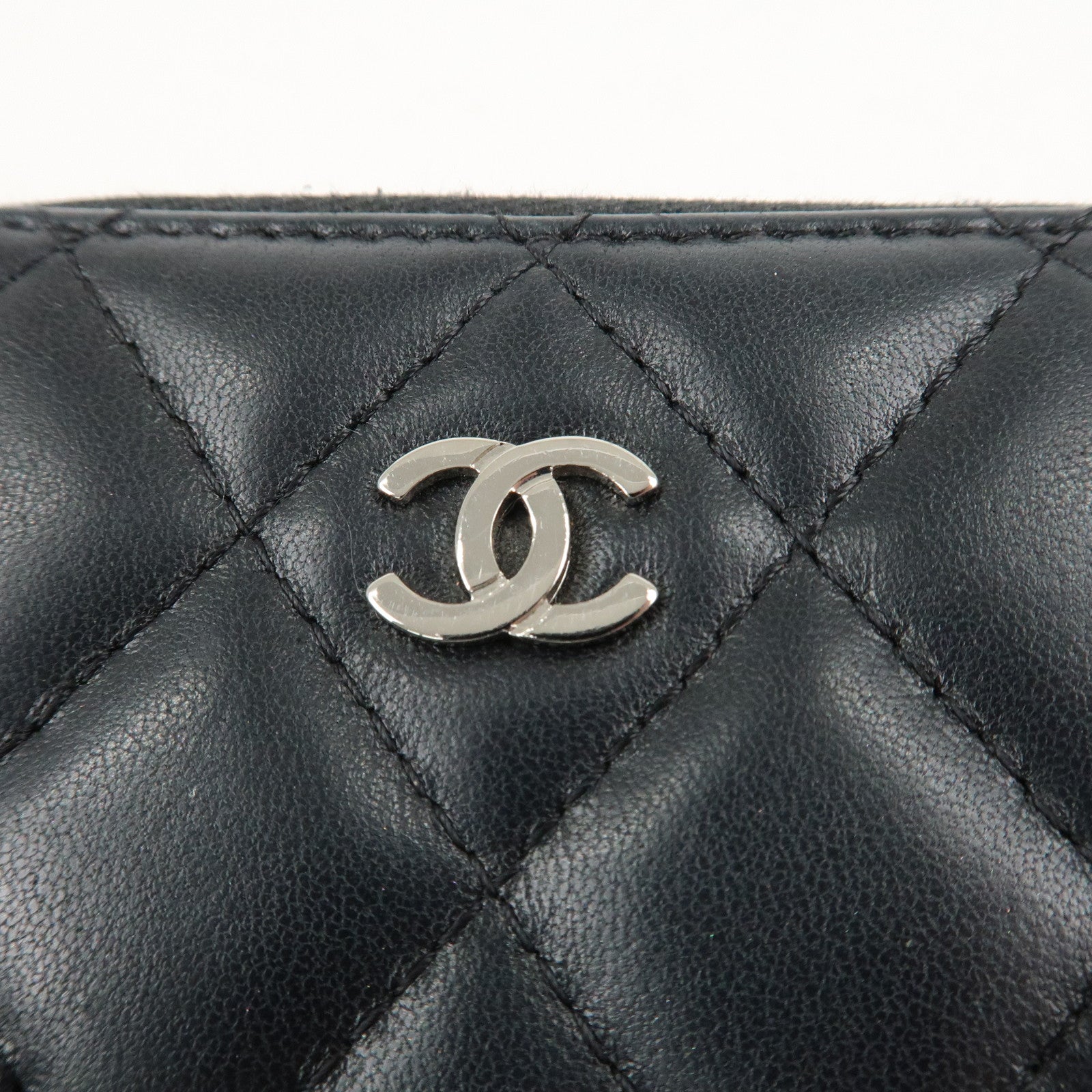 CHANEL COCO Mark Matelasse Lamb Skin Coin Case Black AP0216 Used