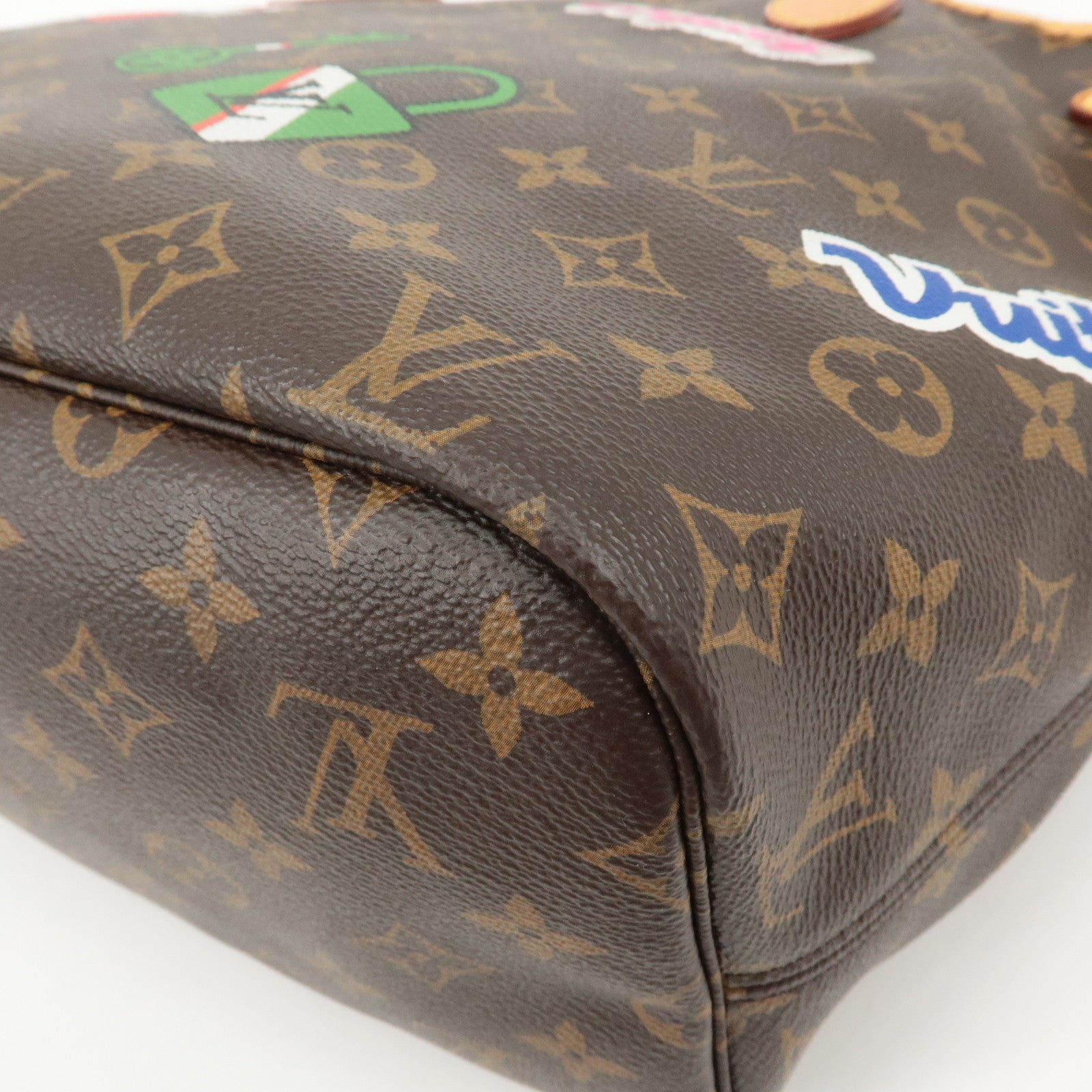 Louis Vuitton Monogram Patches Neverfull MM Tote Bag M43988