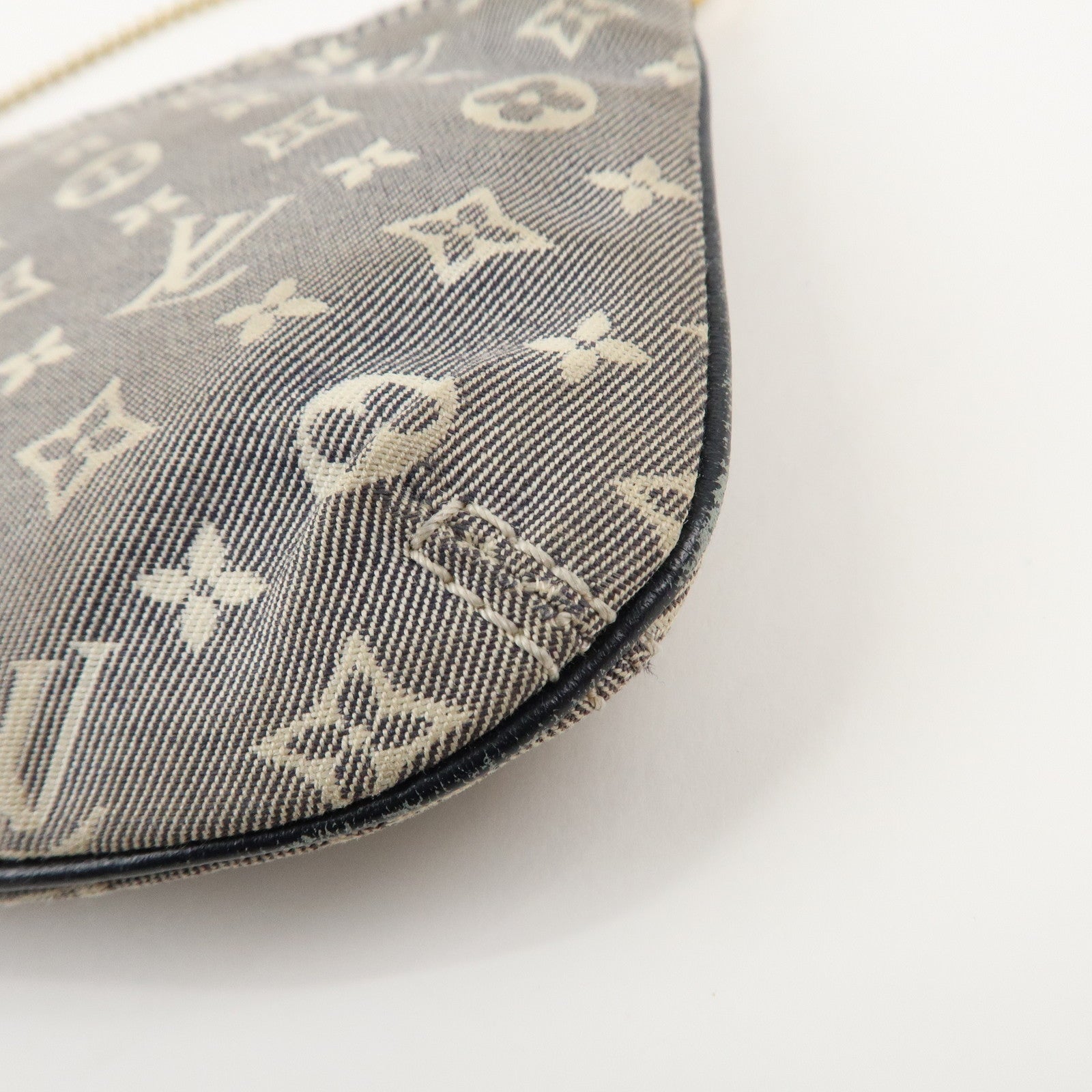 Louis Vuitton Monogram Idylle Mini Pochette Accessoire M62998 Used