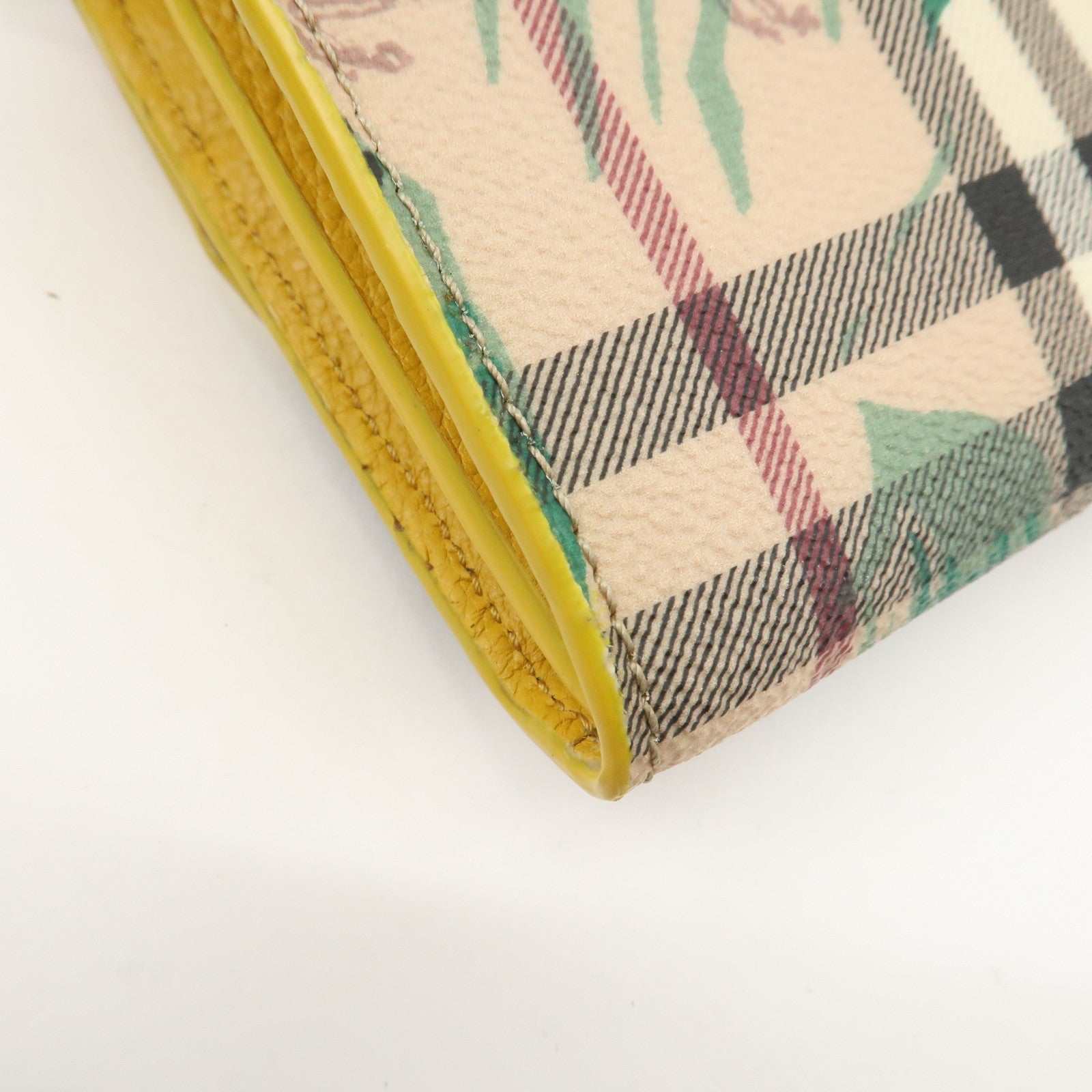 BURBERRY PVC Leather Chain Wallet Multi Color