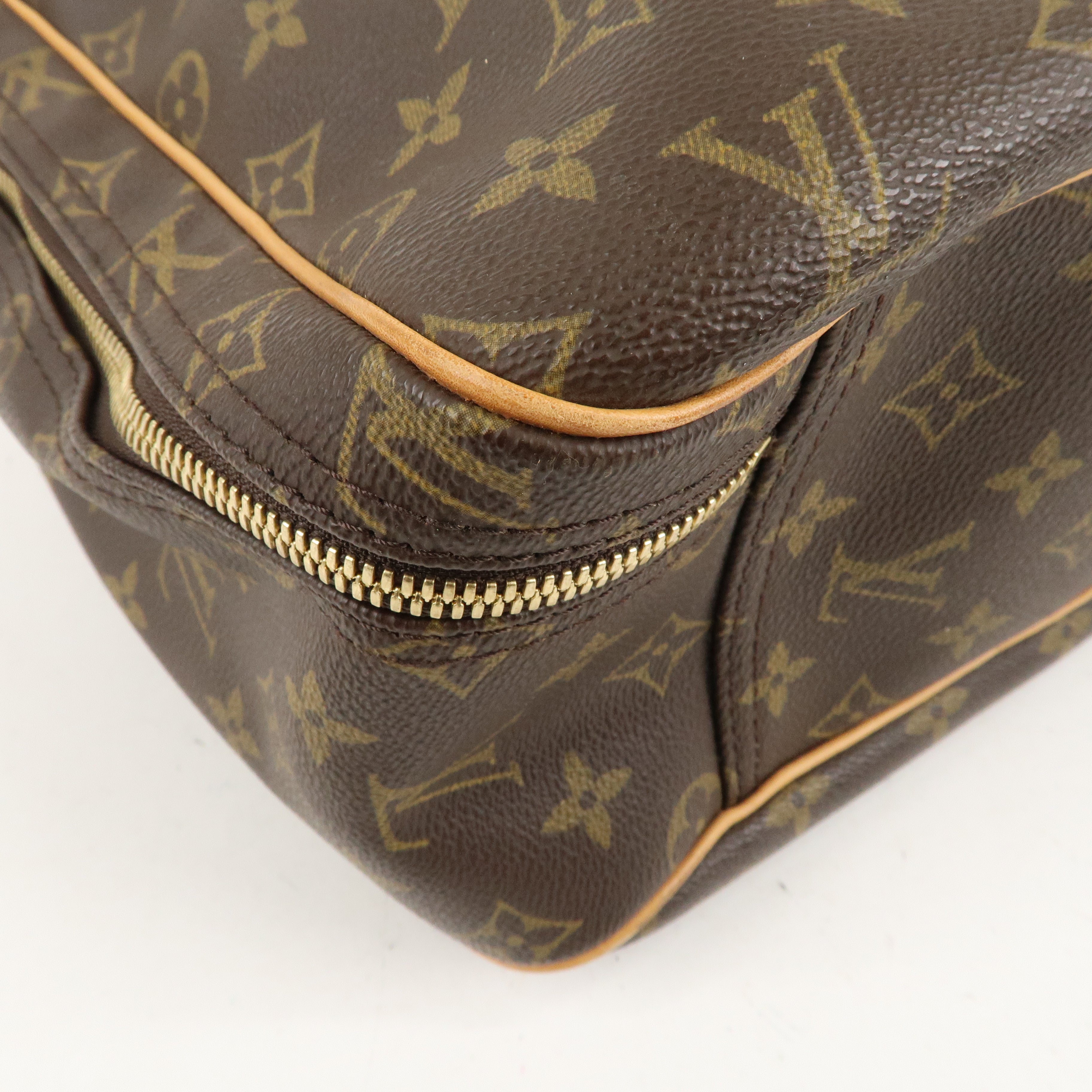 Louis Vuitton Monogram Excursion Shoes Case Hand Bag M41450