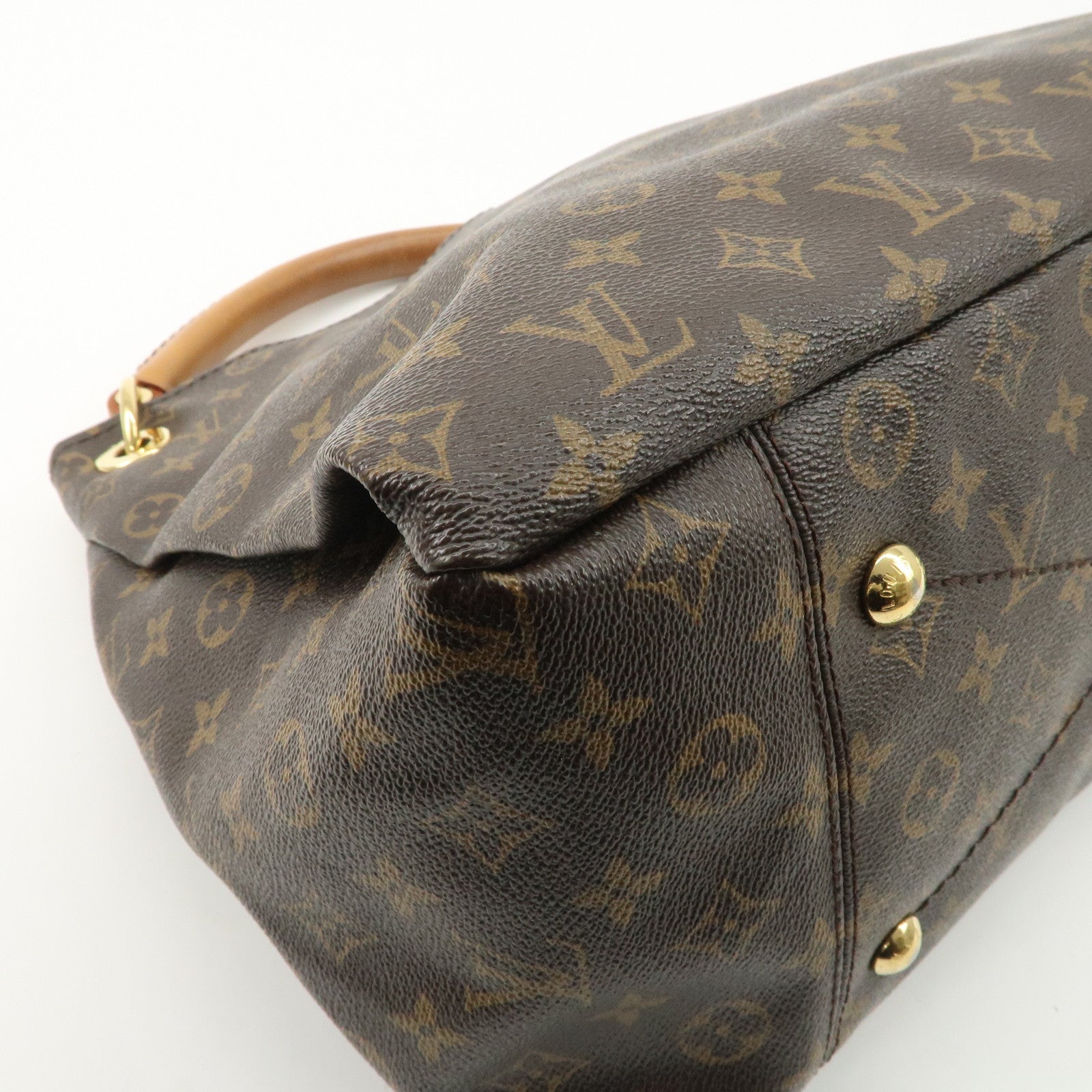 Louis Vuitton Monogram Artsy MM Shoulder Bag M40249