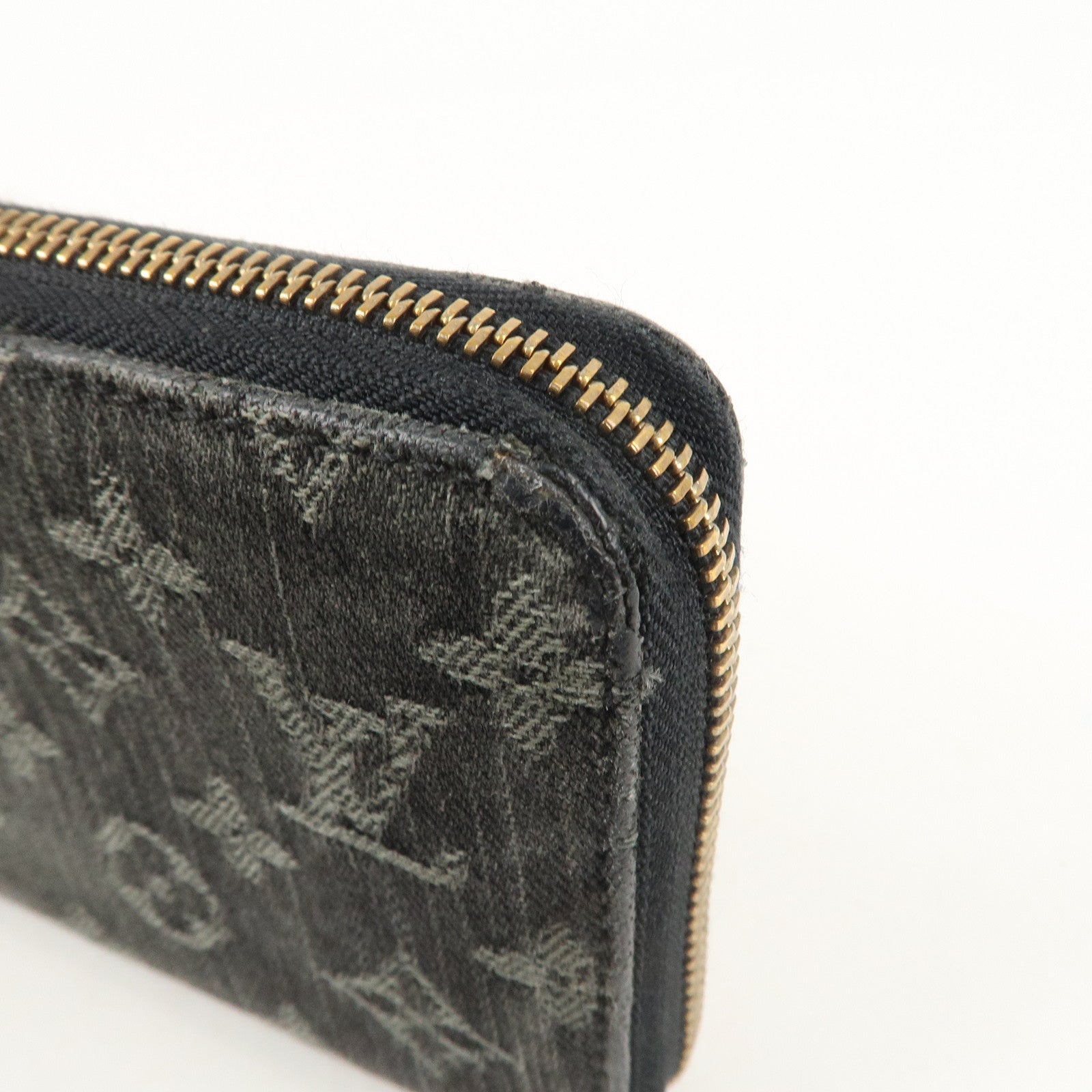 Louis Vuitton Monogram Denim Zippy Wallet Noir Black M95614