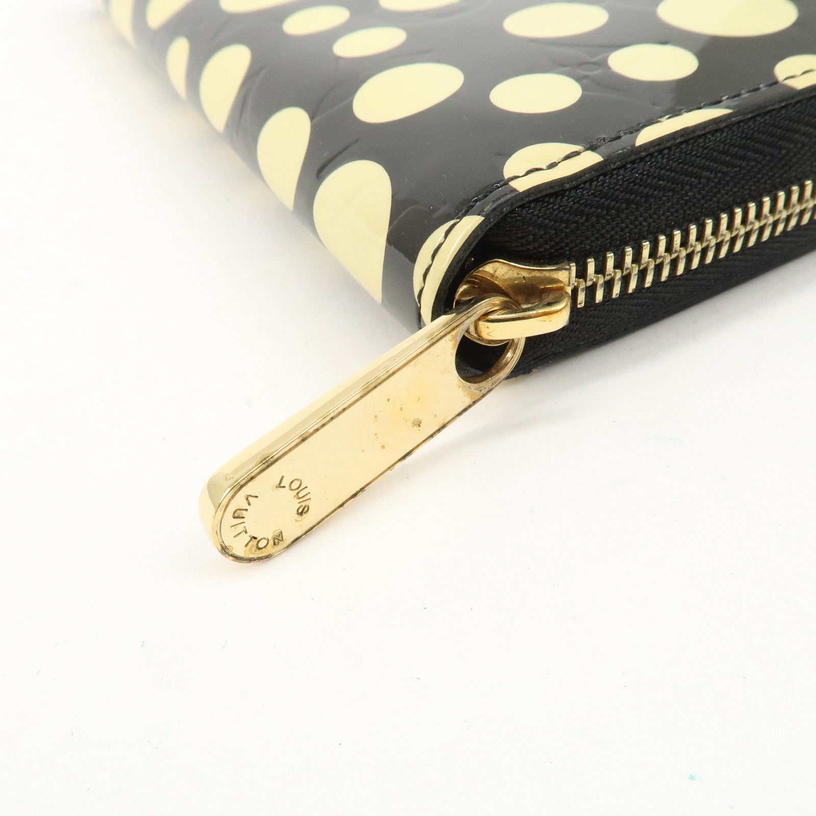 Louis Vuitton Monogram Vernis Dots Infinity Zippy Wallet M91573