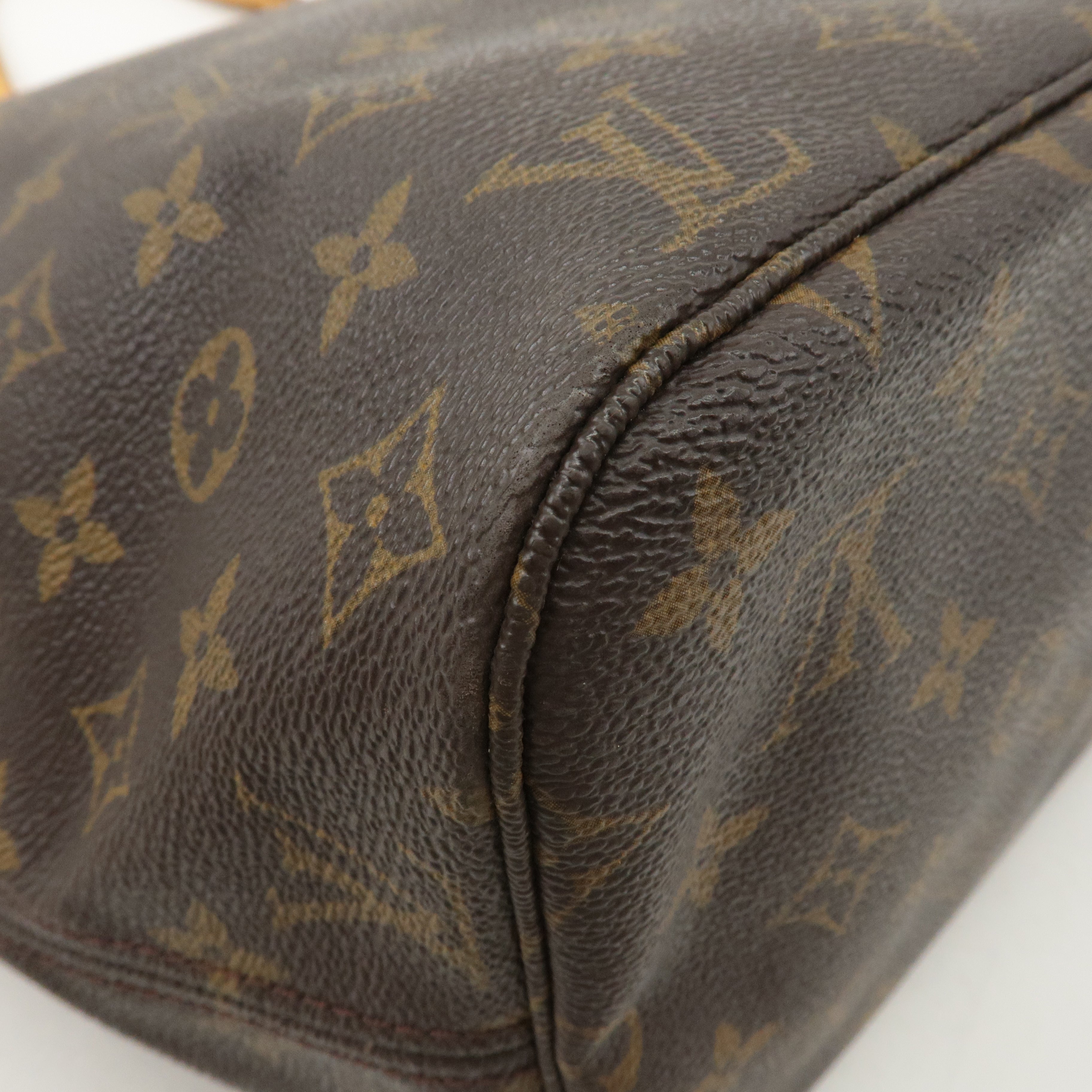 Louis Vuitton Monogram Neverfull MM Tote Bag Brown M40156