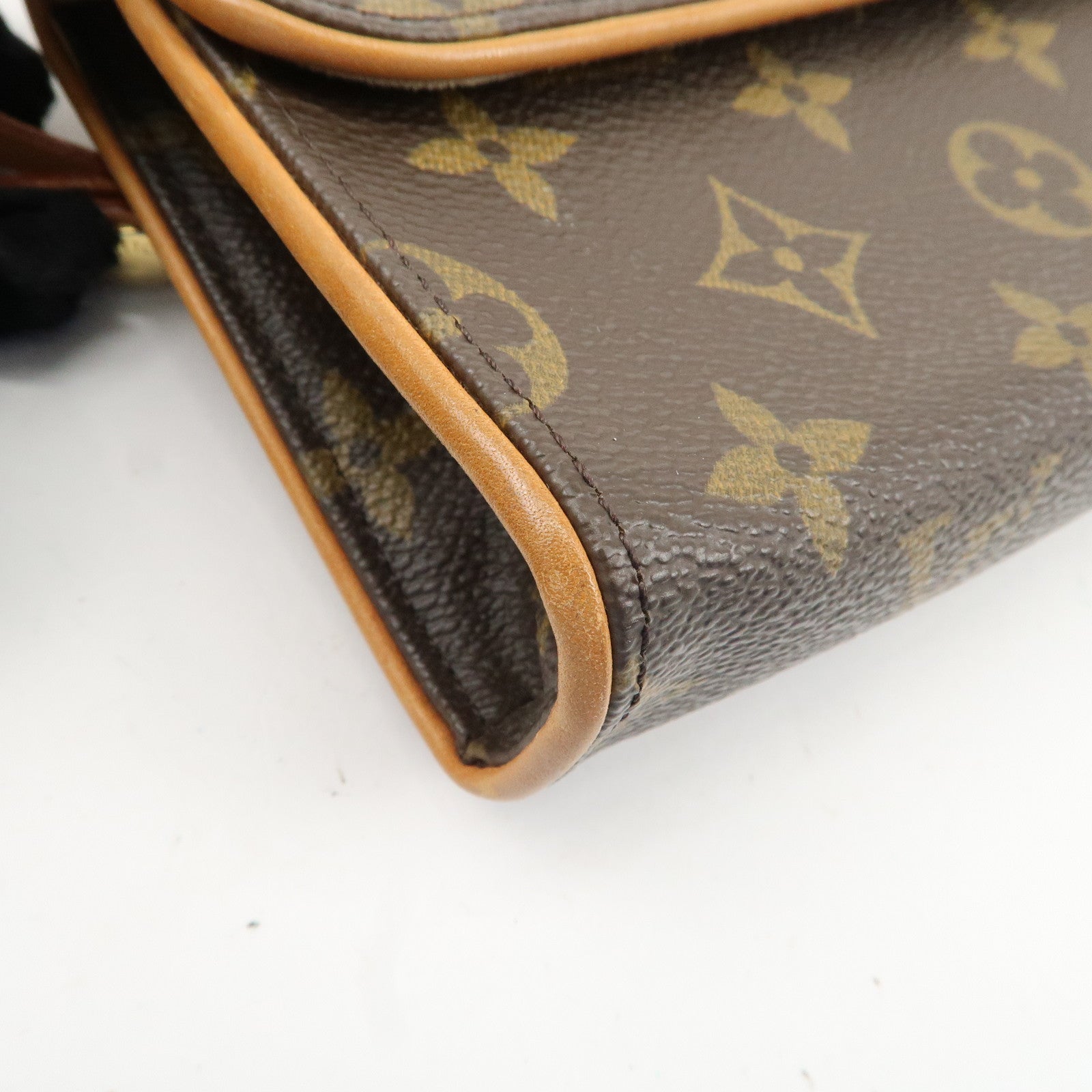 Louis Vuitton Monogram Pochette Florentine Waist Bag BeltXS M51855 Used