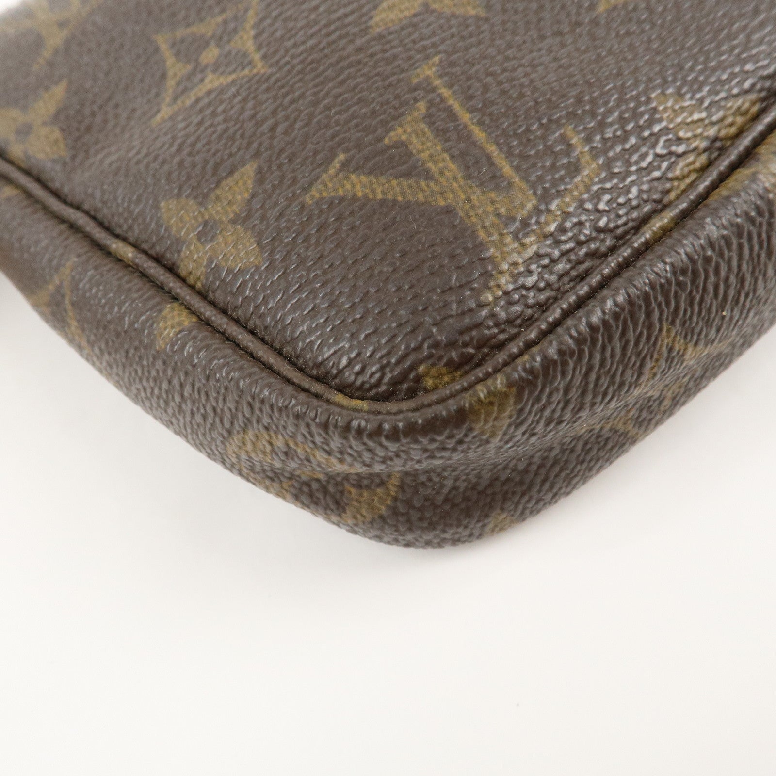 Louis Vuitton Monogram Pochette Accessoires Pouch M51980 Used