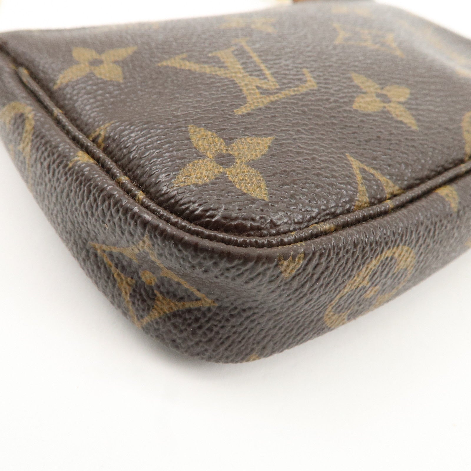 Louis Vuitton Monogram Mini Pochette Accessoires Pouch M58009