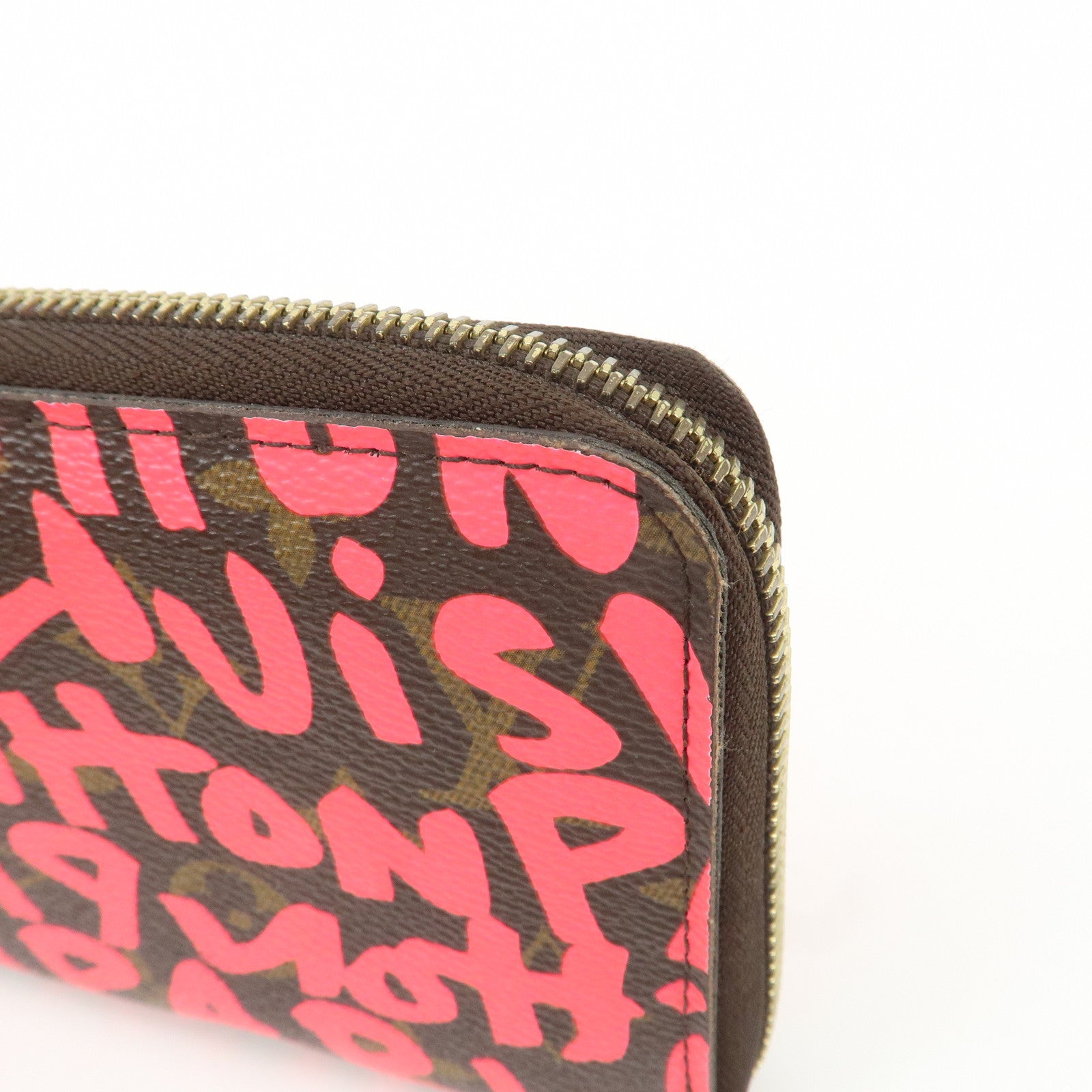 Louis Vuitton Monogram Graffiti Zippy Wallet Fuchsia M93710 Used